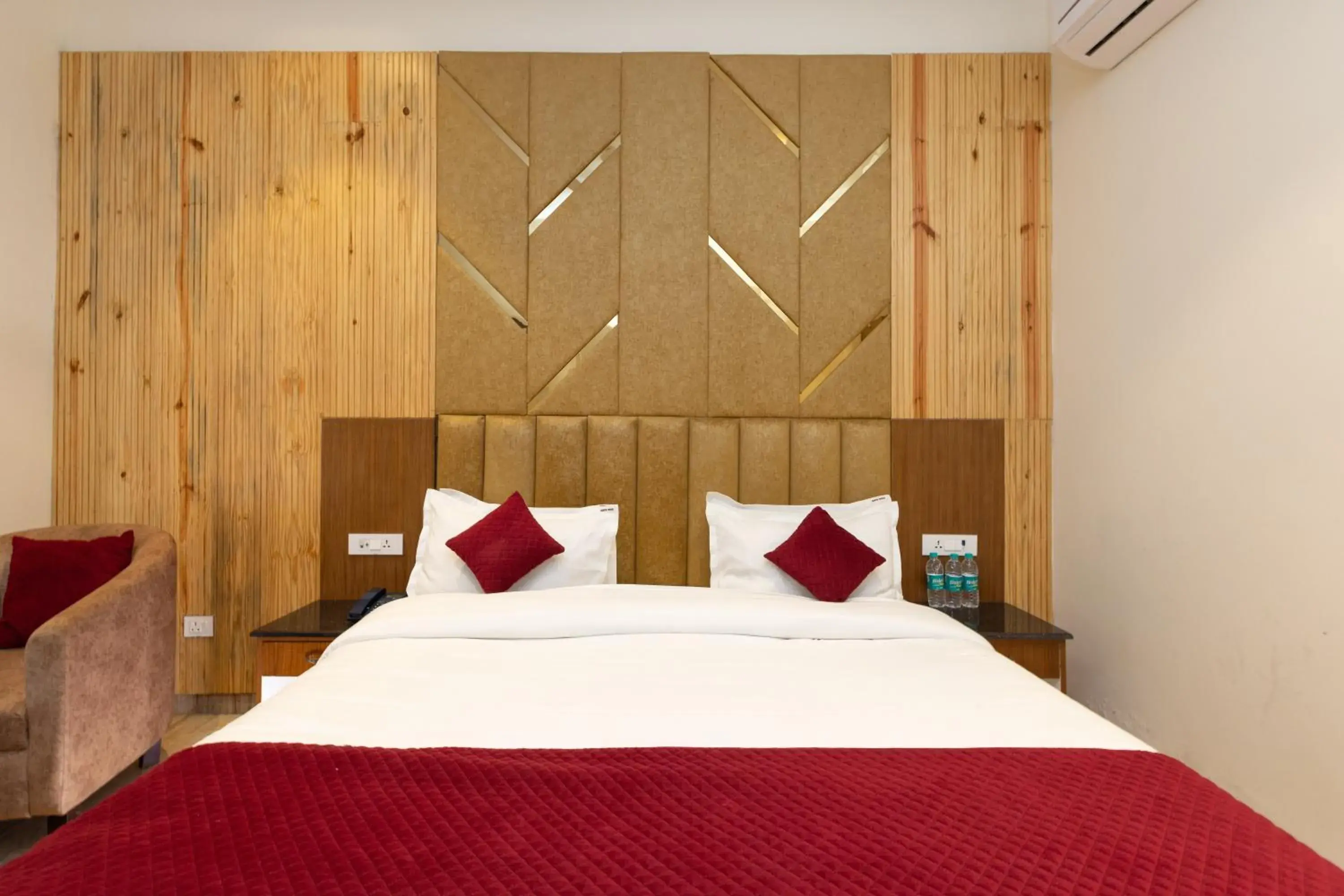 Bed in Hotel North Wood Bed in Hotel North Wood