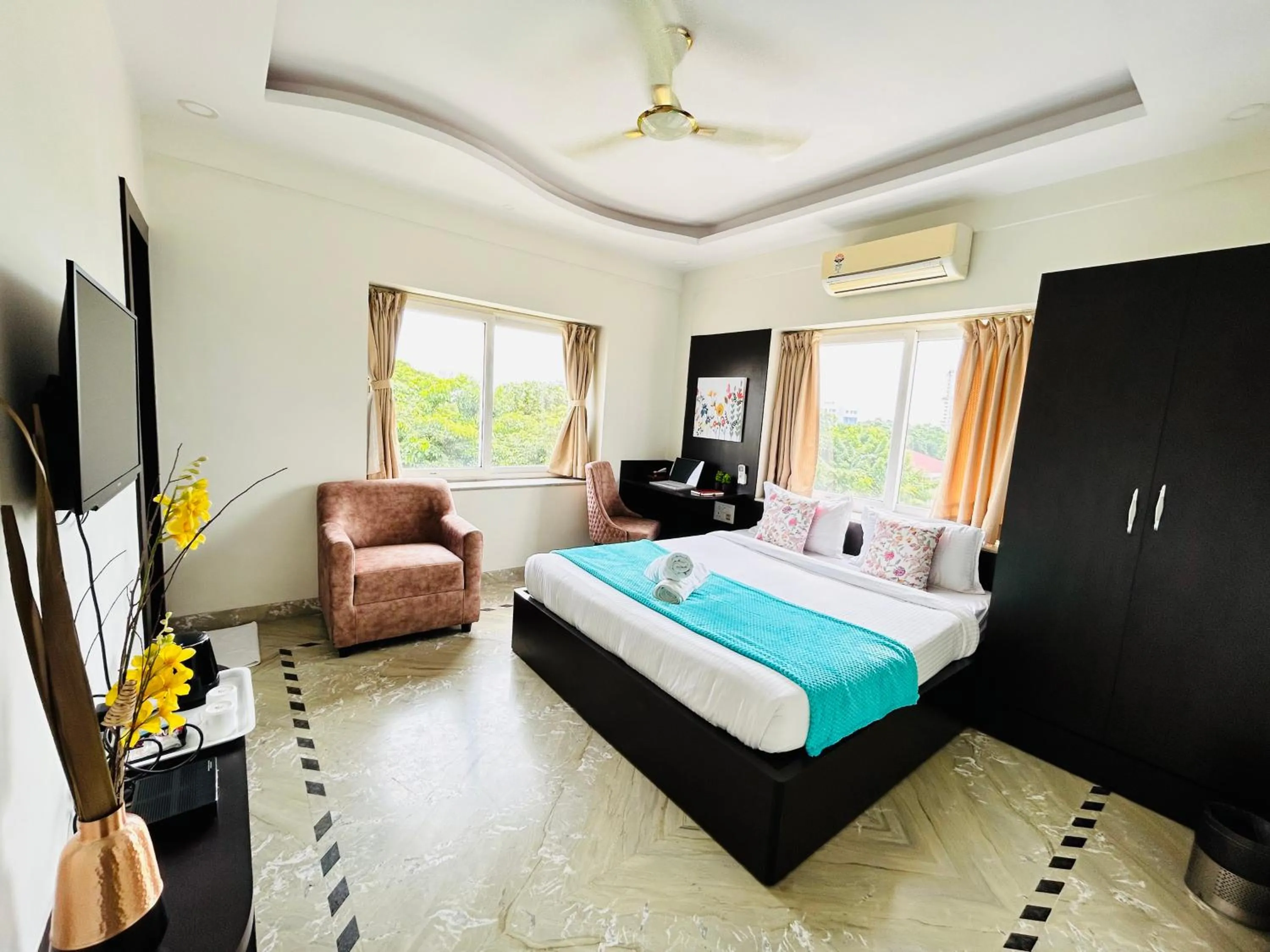 BluO Lake View NewTown - Boutique Hotel