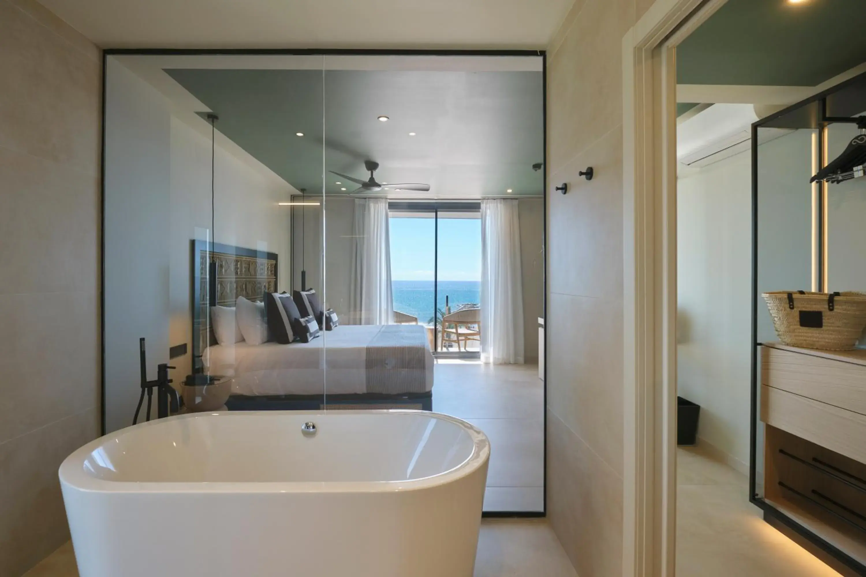 Bathroom, Bed in ESTIMAR Marina Farnals Bathroom, Bed in ESTIMAR Marina Farnals