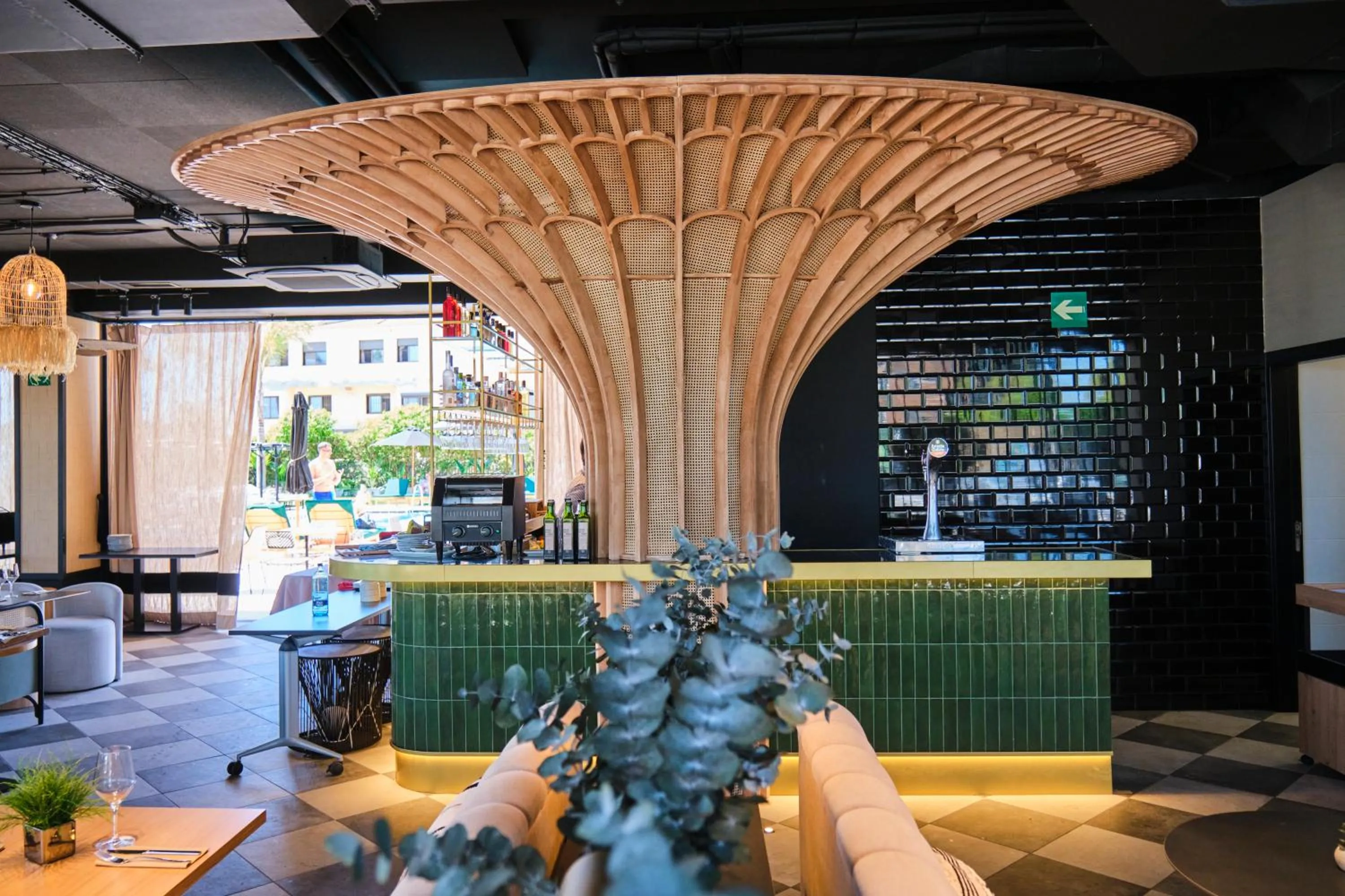 Restaurant/places to eat in ESTIMAR Marina Farnals