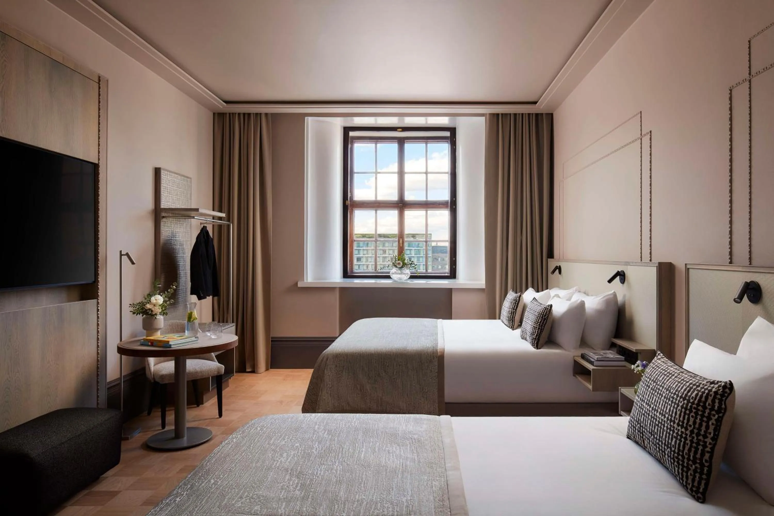 Bedroom, Bed in NH Collection Helsinki Grand Hansa