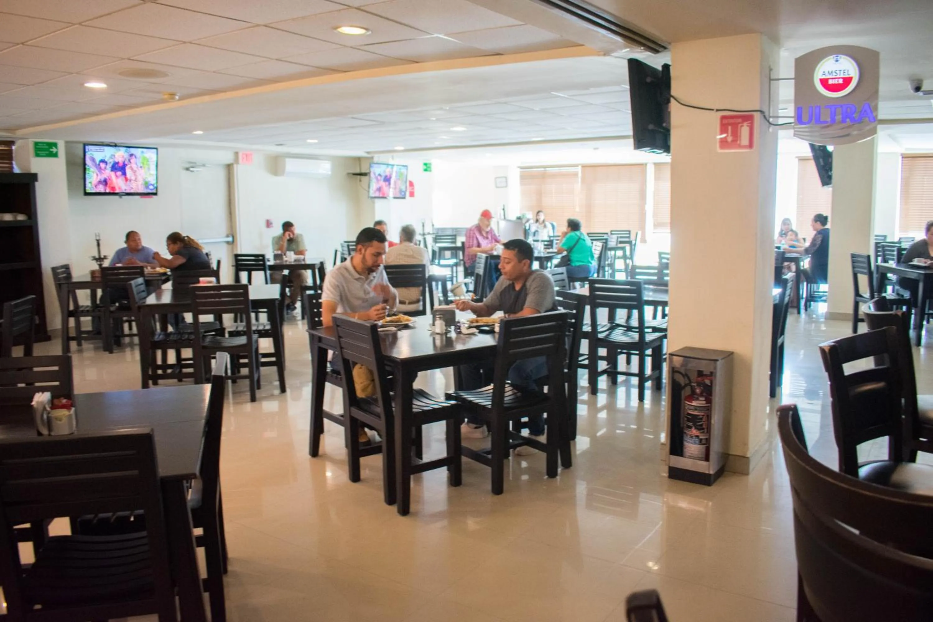 Restaurant/places to eat in Los Herederos Hotel Piedras Negras