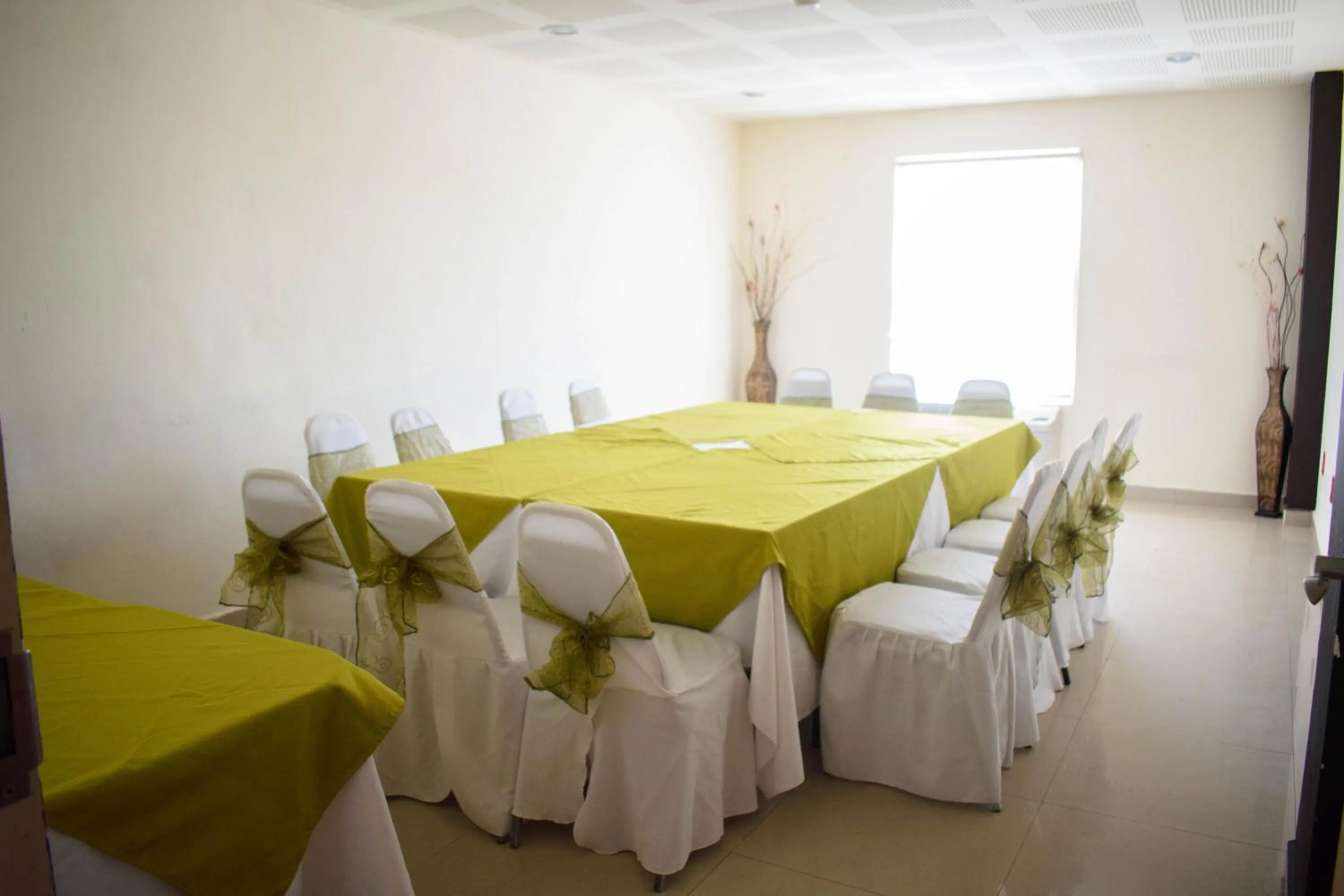 Seating area in Los Herederos Hotel Piedras Negras