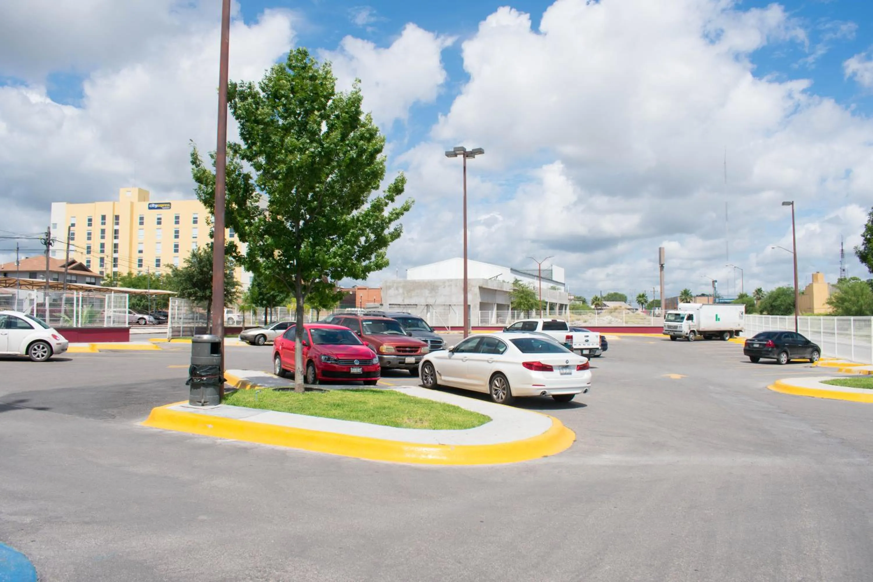 Day in Los Herederos Hotel Piedras Negras