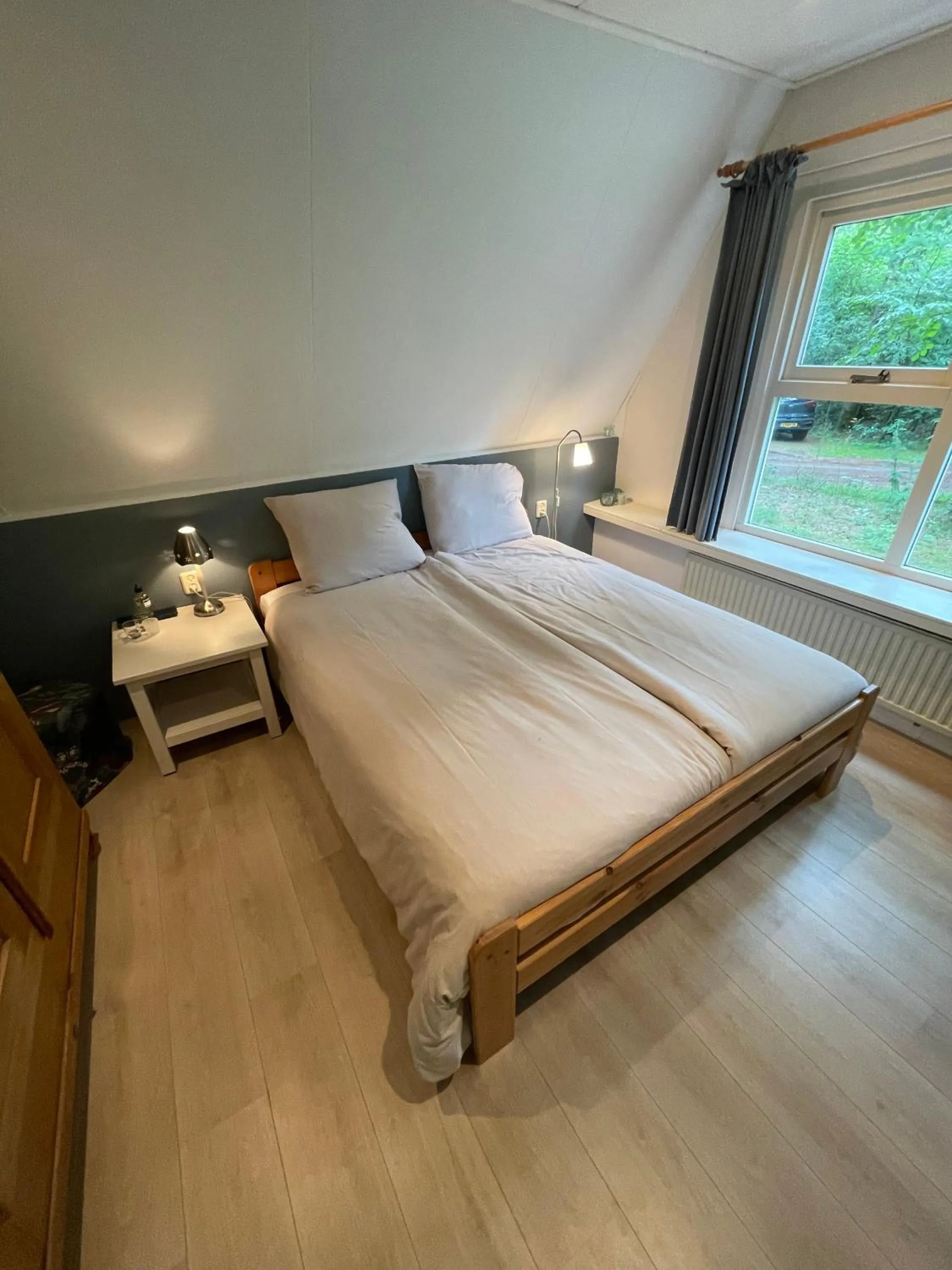 Bed in Landgoed Stakenberg - Hotel & Bungalows