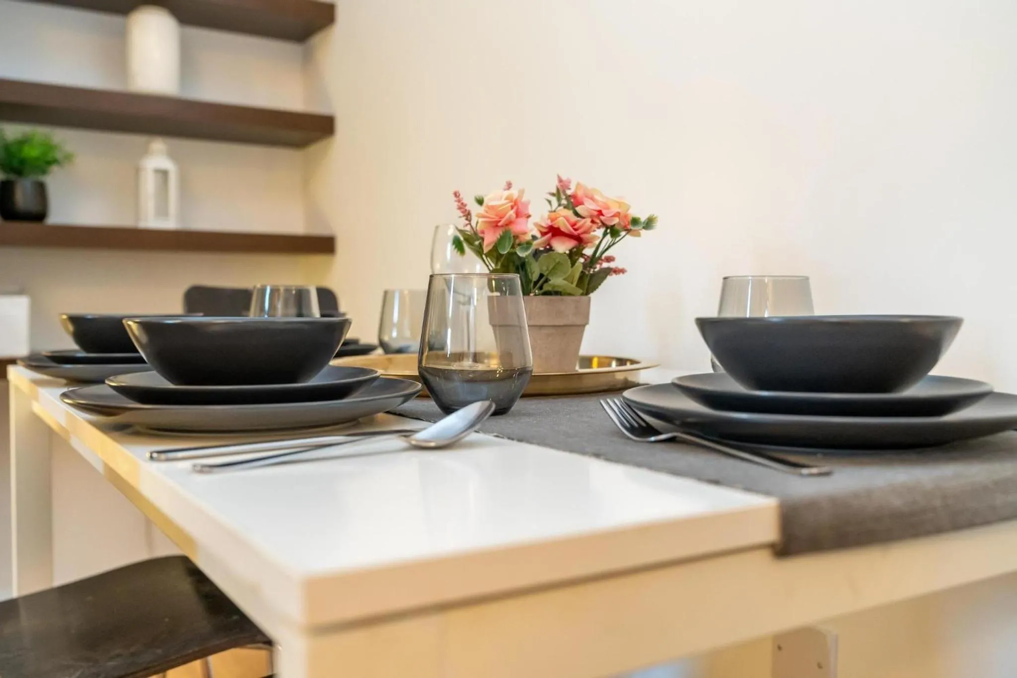 Location! 2 bed/2bath - Pro Host