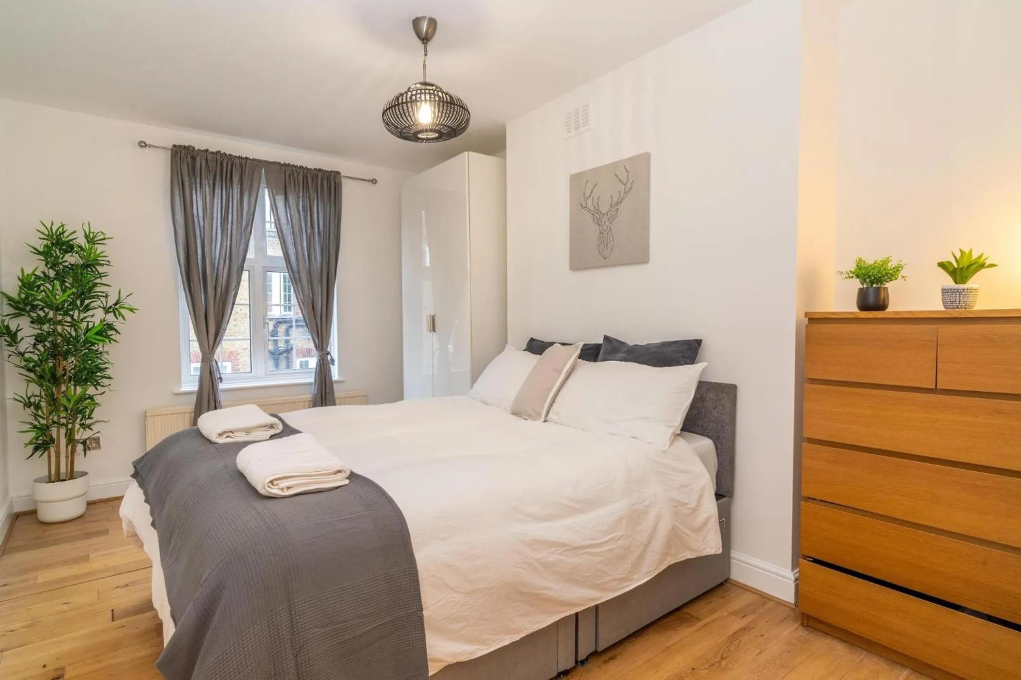 Location! 2 bed/2bath - Pro Host