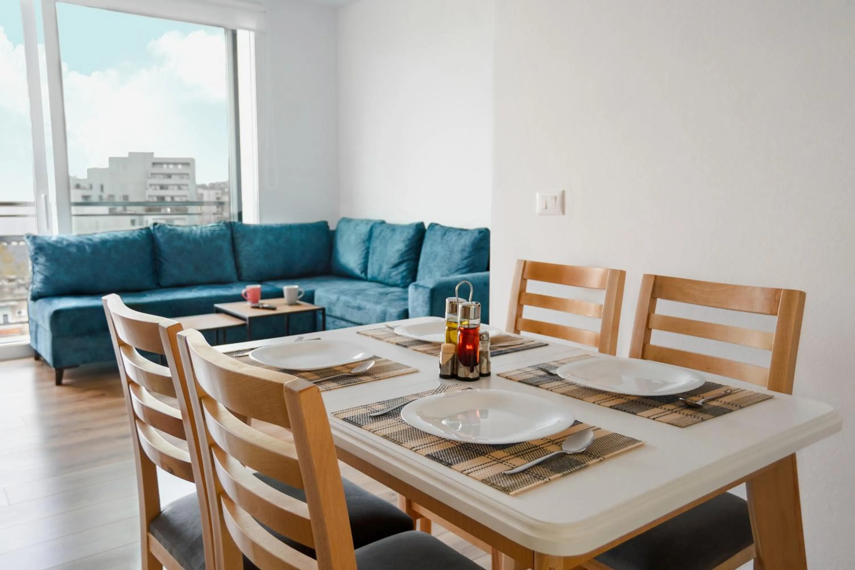 Urban Serenity City Skyline View Apartment 1