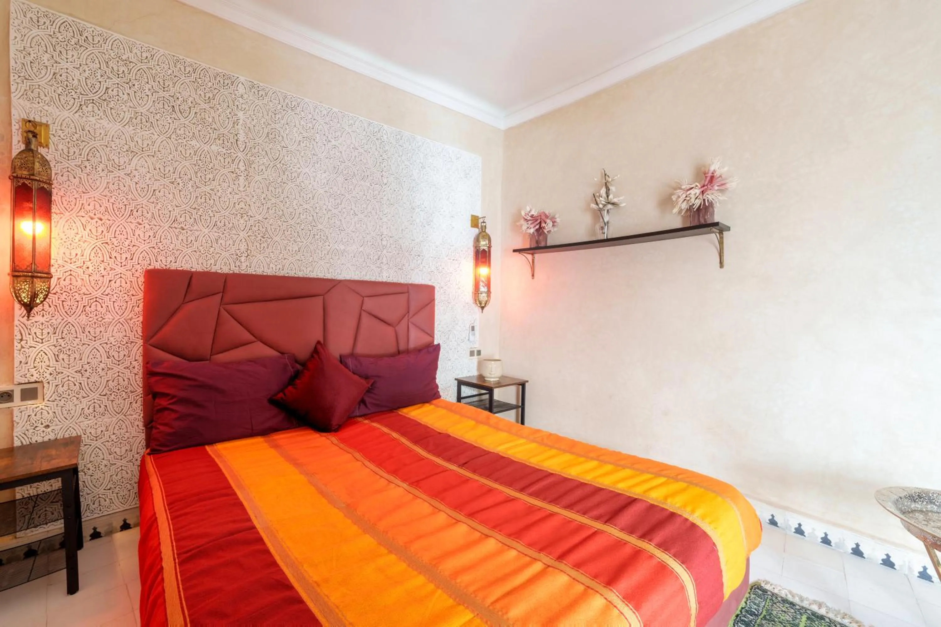 Bed in Riad La Fayette Bed & Breakfast