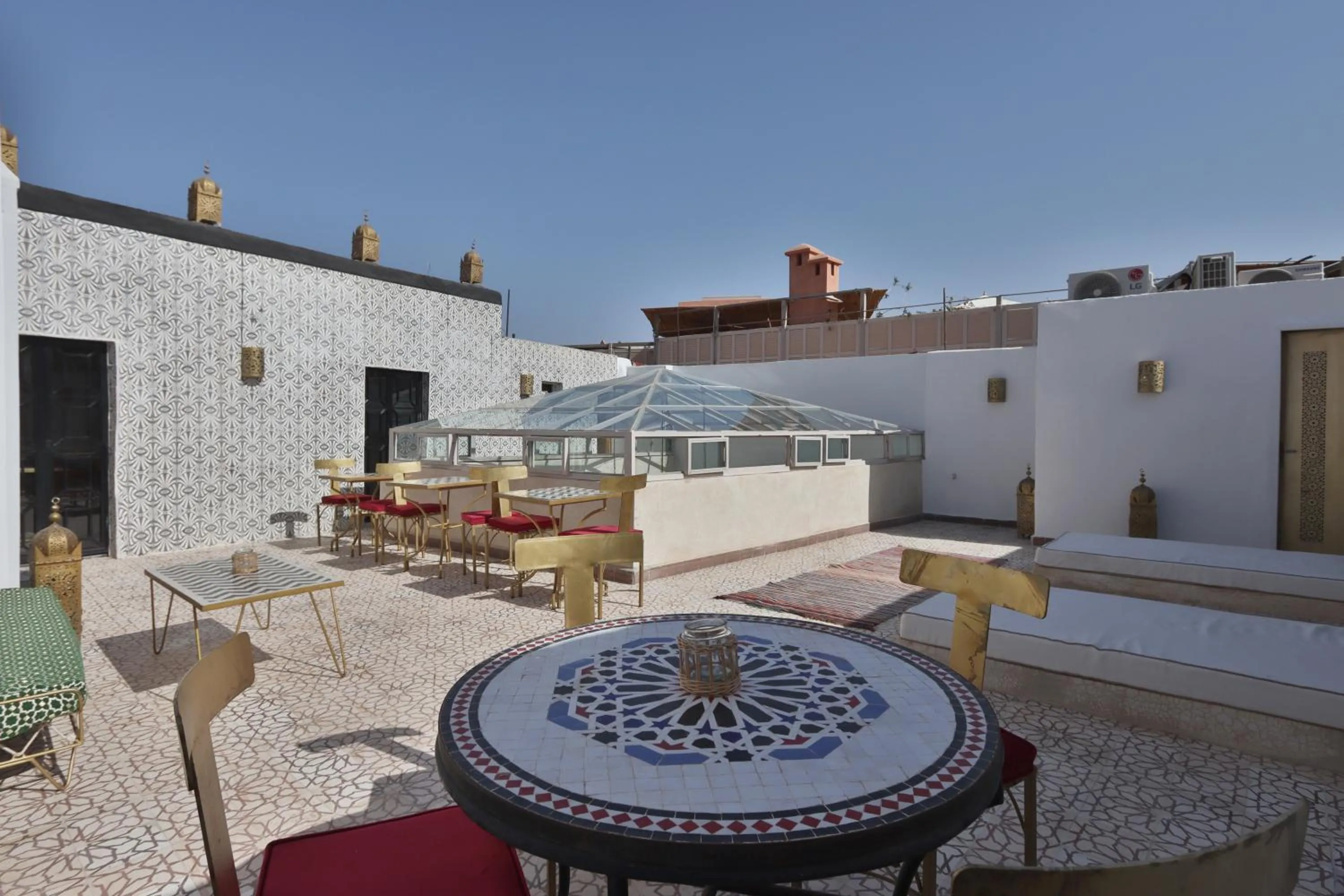 Patio in Riad La Fayette Bed & Breakfast