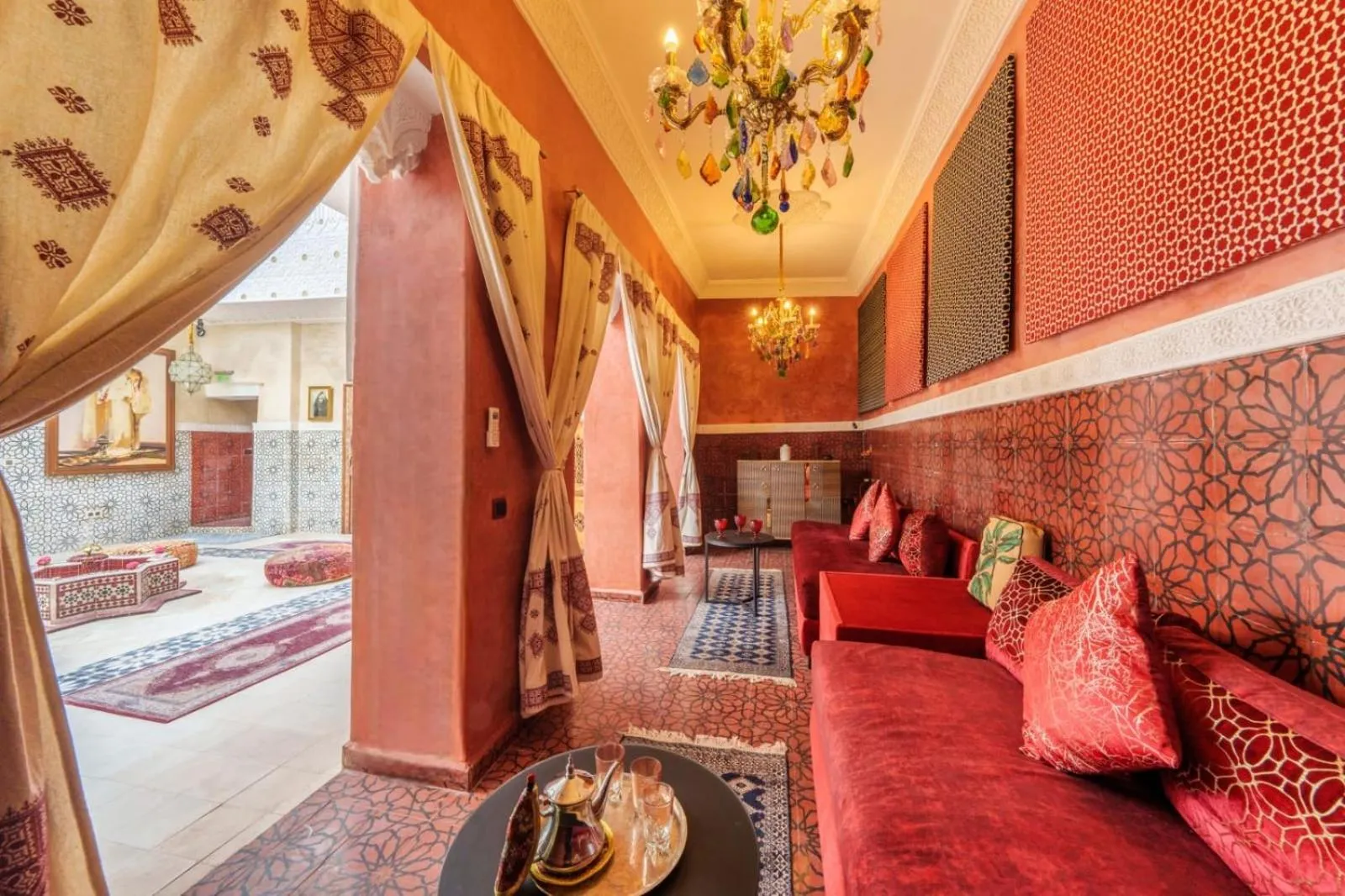 Riad La Fayette Bed & Breakfast