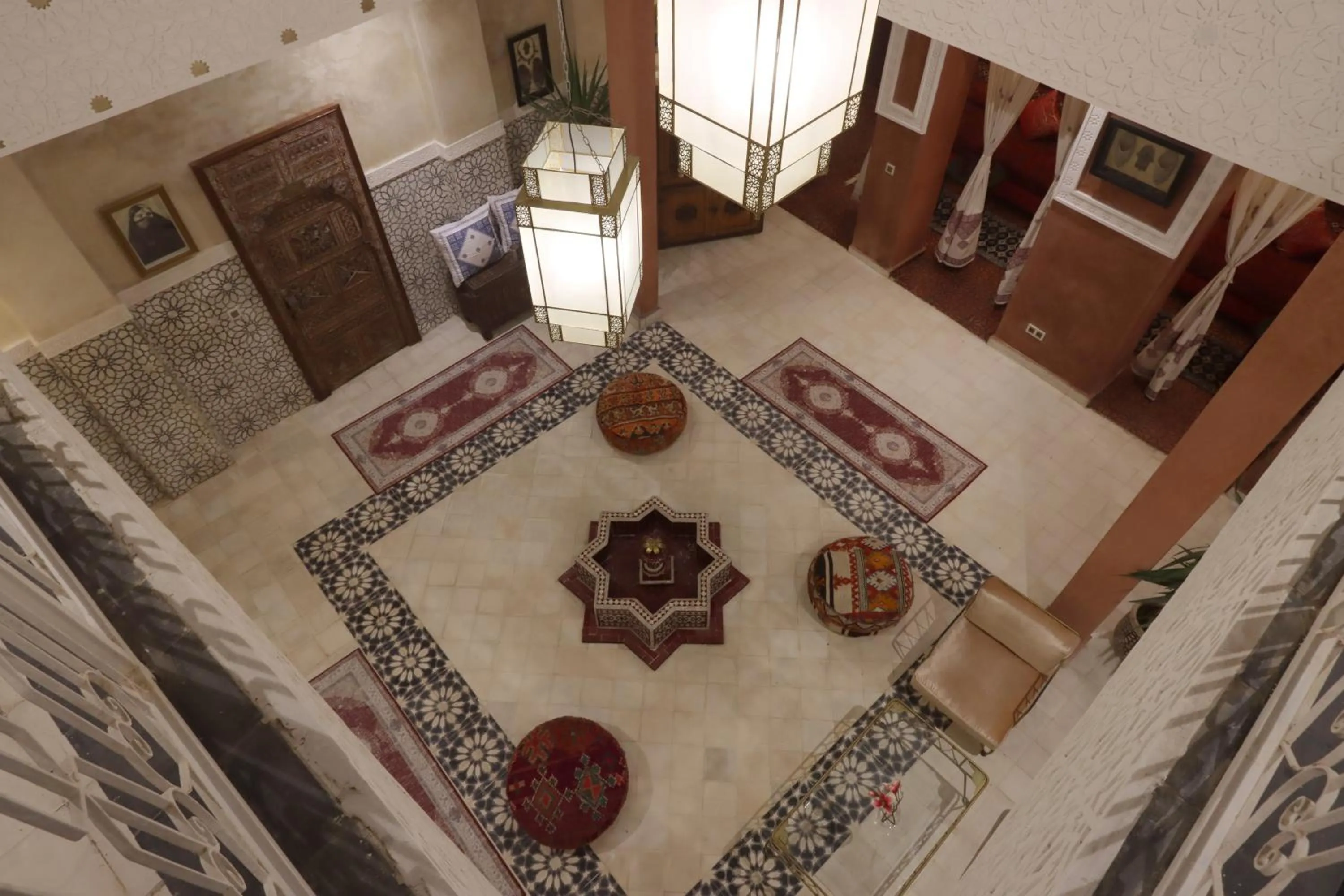 Patio in Riad La Fayette Bed & Breakfast