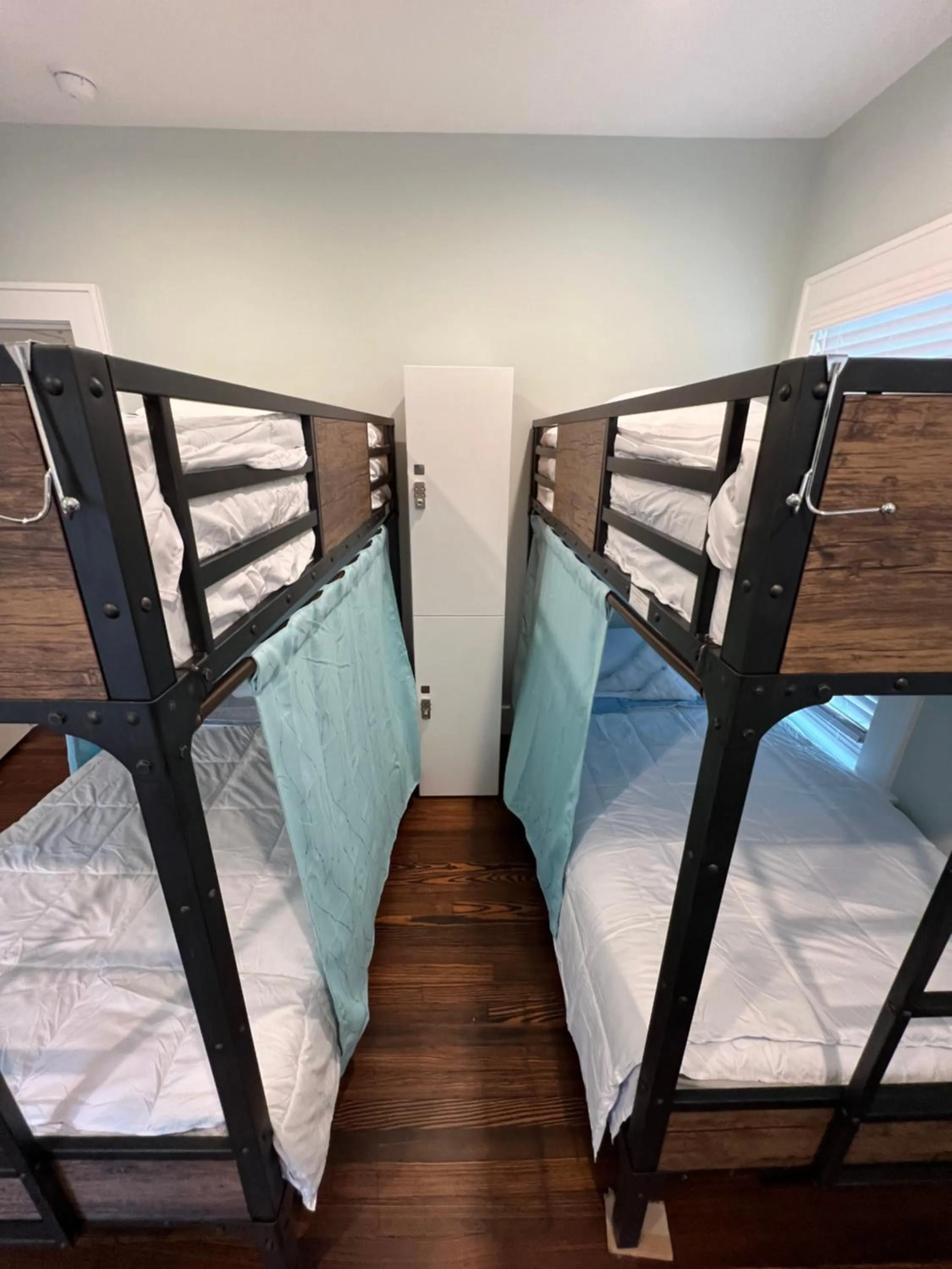 Bed in MyCrib Houston Hostel