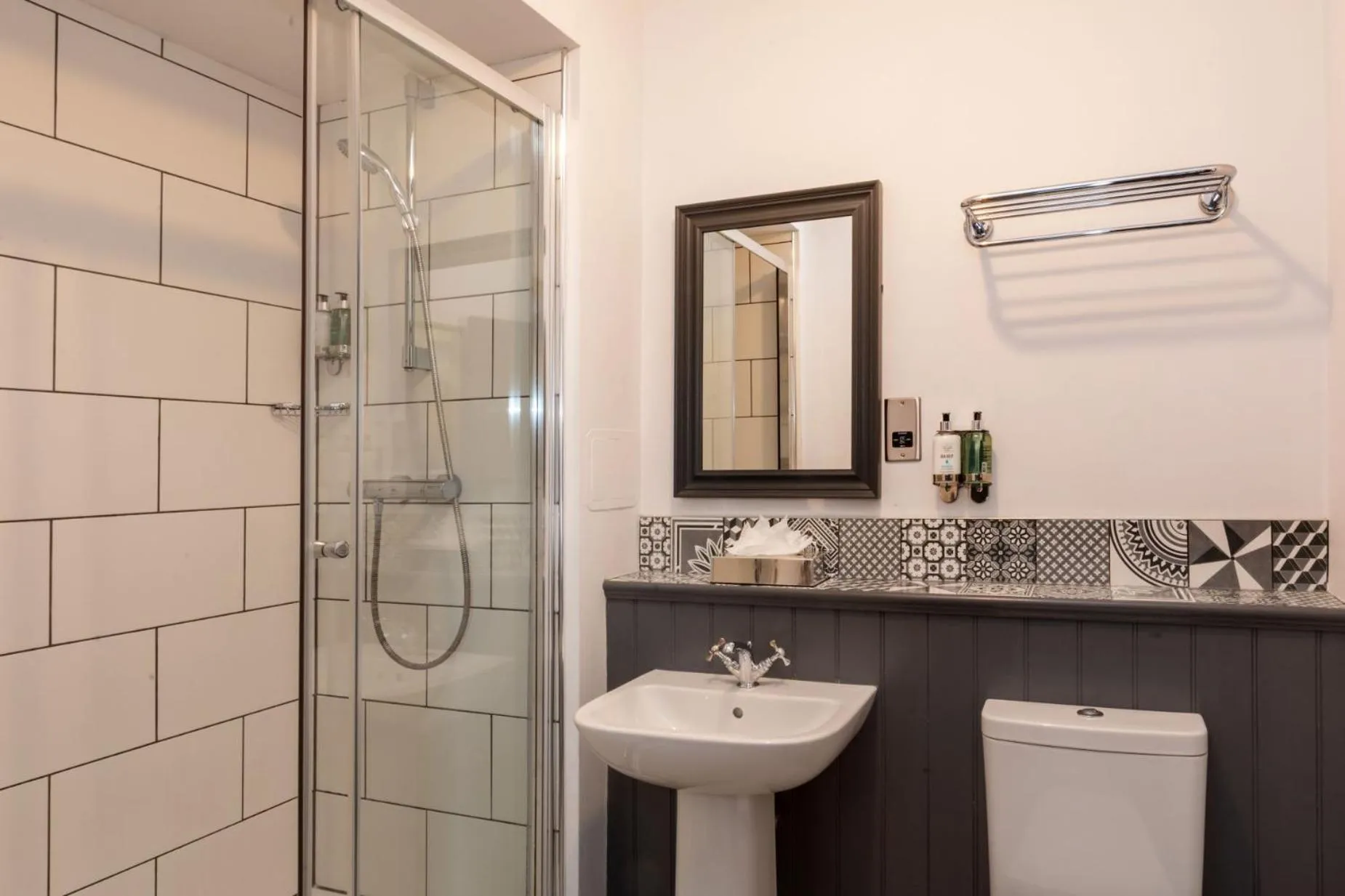 Shower in The Harrogate Inn - The Inn Collection Group