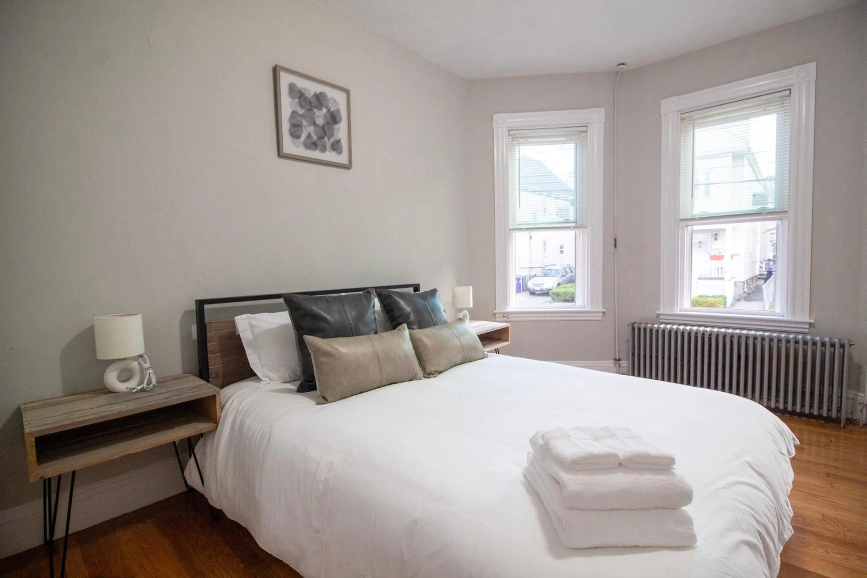 Bedroom, Bed in 2 bedroom condo close to Boston and Cambridge with free parkings