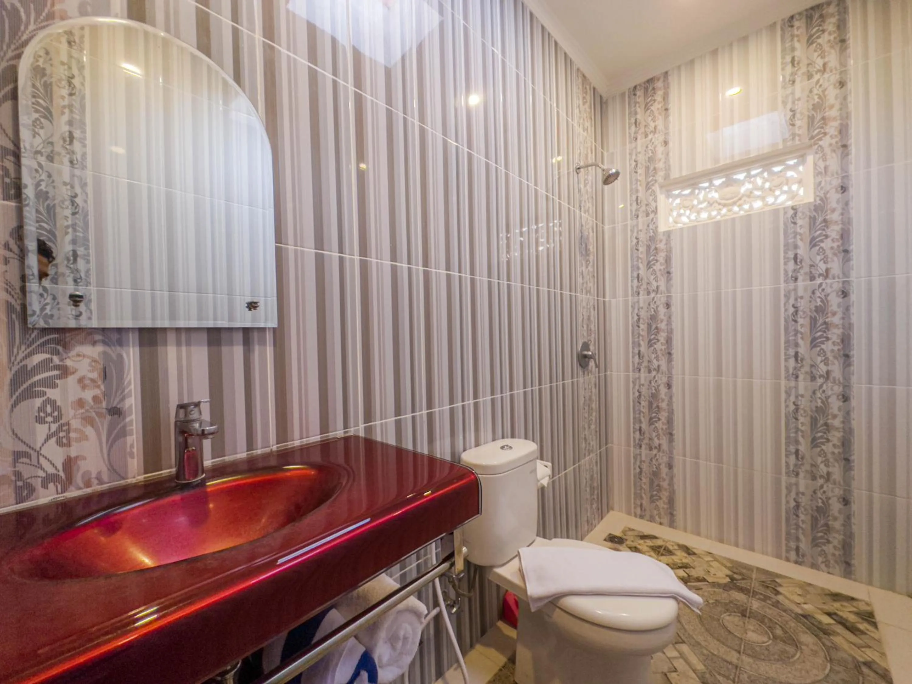 Bathroom in Moai House