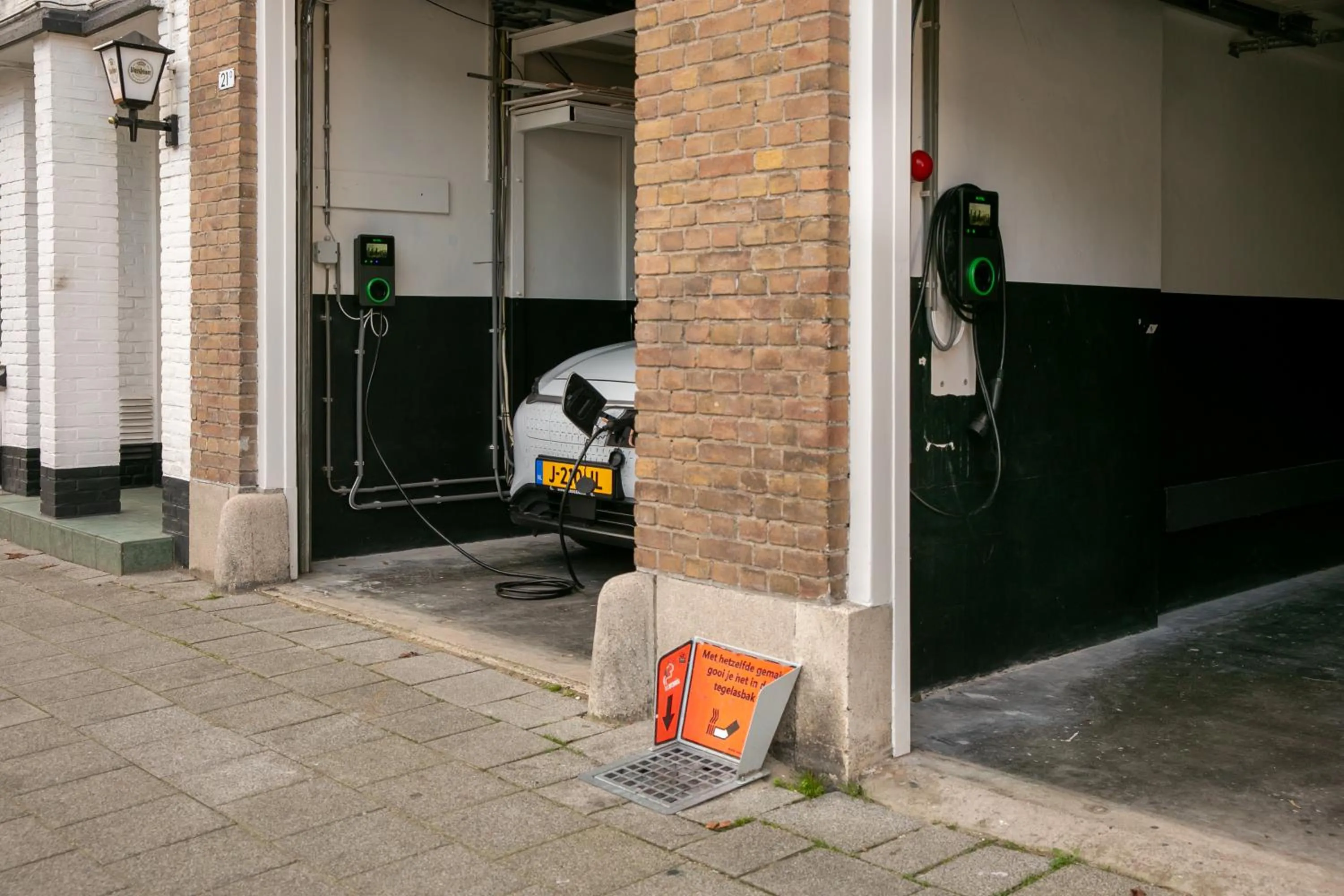 Parking in Hotel Breitner