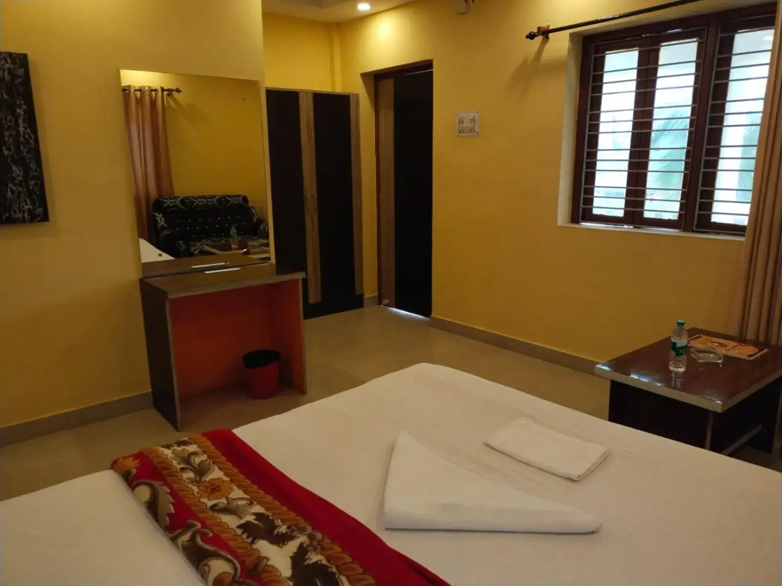 Bed in Silver Sand Eco Resort !! Beachfront !! Bed in Silver Sand Eco Resort !! Beachfront !!