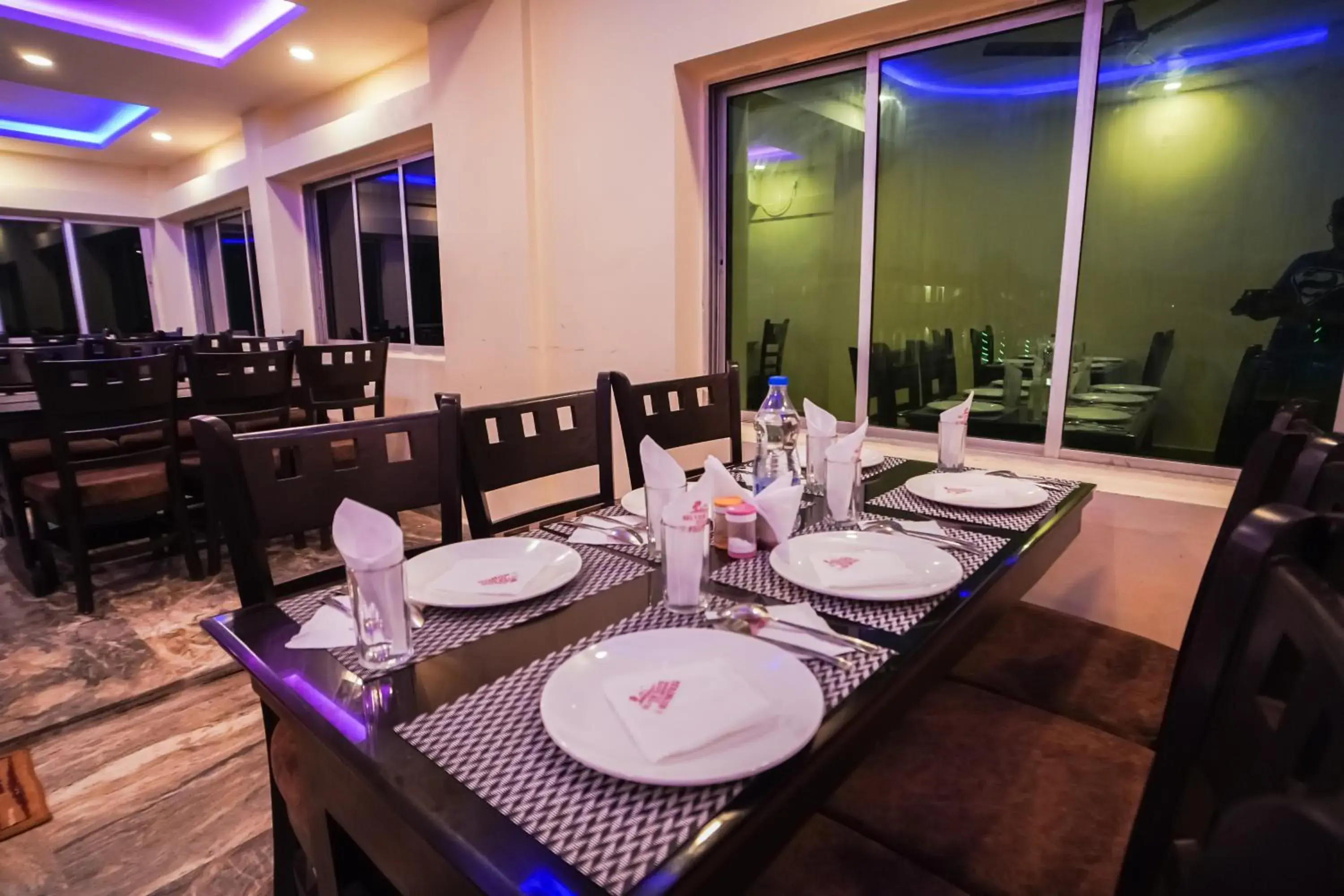 Restaurant/places to eat in Silver Sand Eco Resort !! Beachfront !! Restaurant/places to eat in Silver Sand Eco Resort !! Beachfront !!