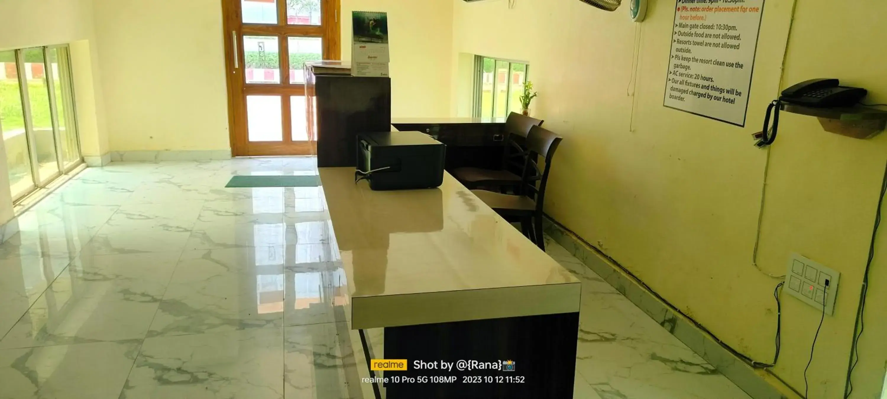 Lobby or reception in Silver Sand Eco Resort !! Beachfront !! Lobby or reception in Silver Sand Eco Resort !! Beachfront !!