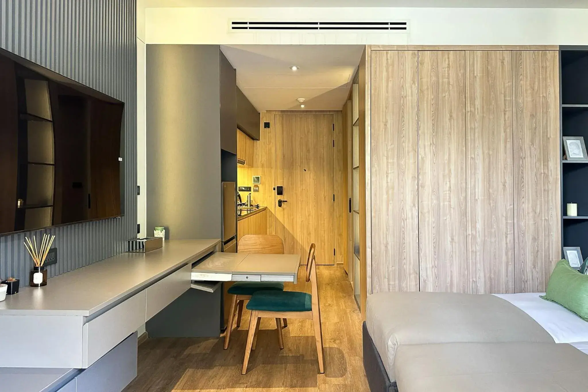 Studio in La Green Hotel and Residence Studio in La Green Hotel and Residence