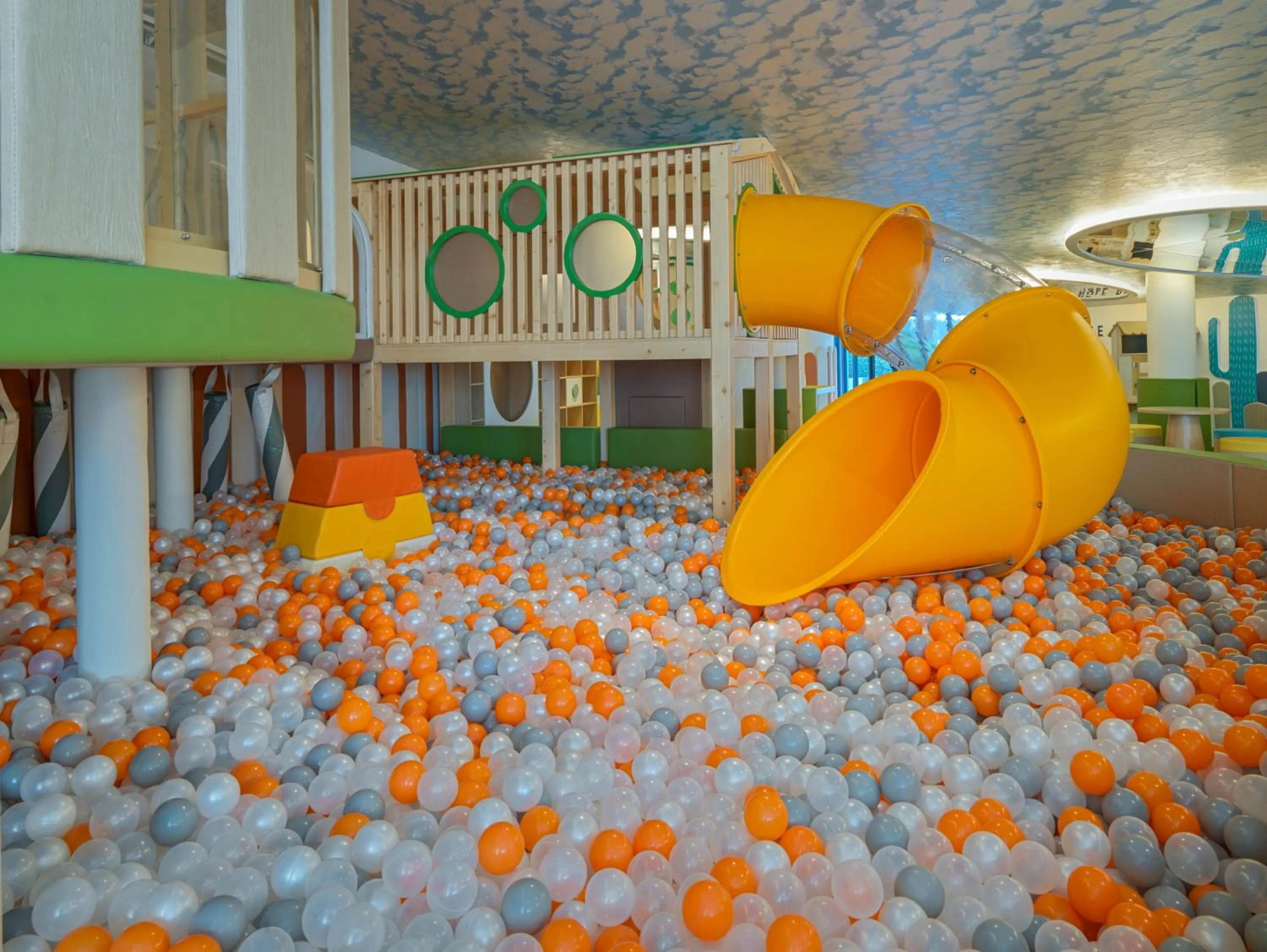 Kids's club in La Green Hotel and Residence