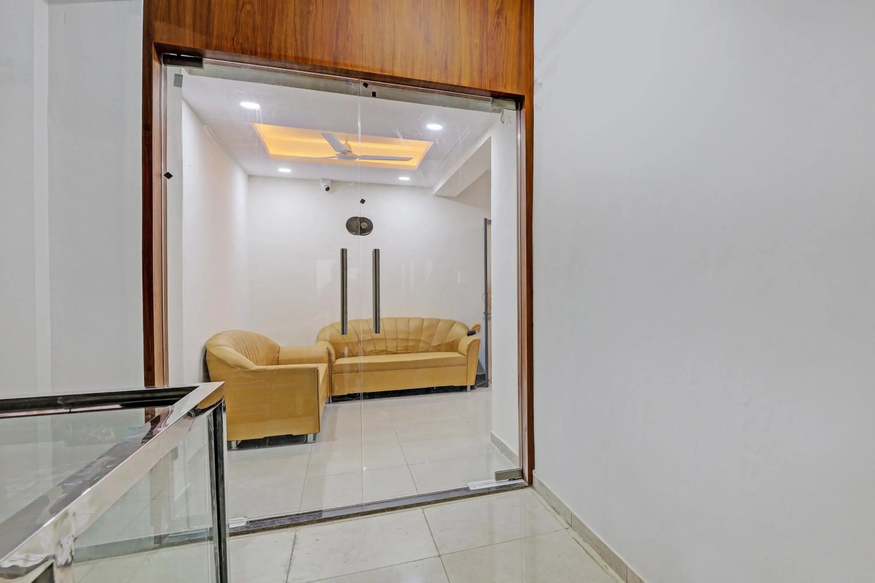 Facade/entrance in Collection O KANHA INN