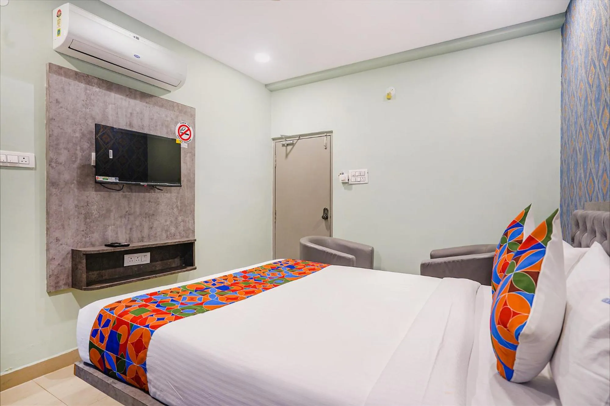 Bed in FH Lio7 Grand - Nr Wellness Hospital, Hastinapuram