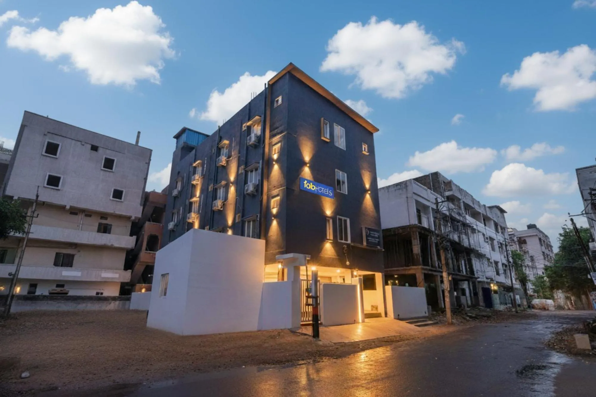 Property building in Via Dream Connect