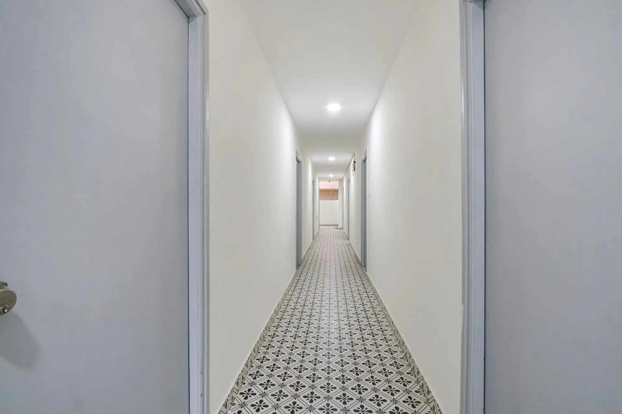 Lobby or reception in FabHotel Dream Connect - Nr Narsingi Lobby or reception in FabHotel Dream Connect - Nr Narsingi