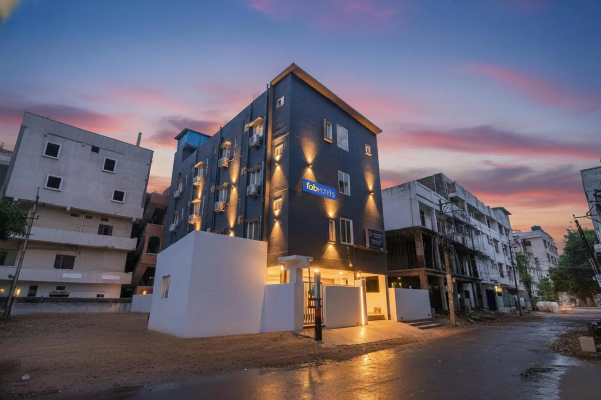 Property building in Via Dream Connect