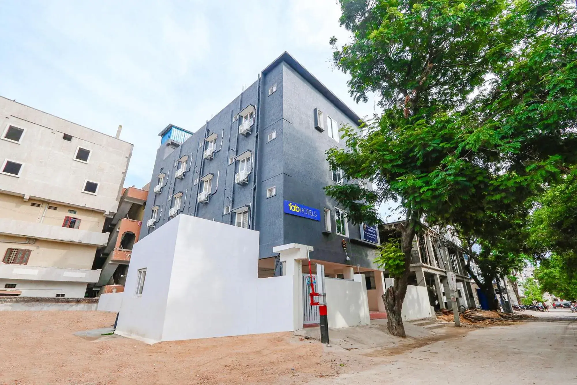 Property building in FabHotel Dream Connect - Nr Narsingi Property building in FabHotel Dream Connect - Nr Narsingi