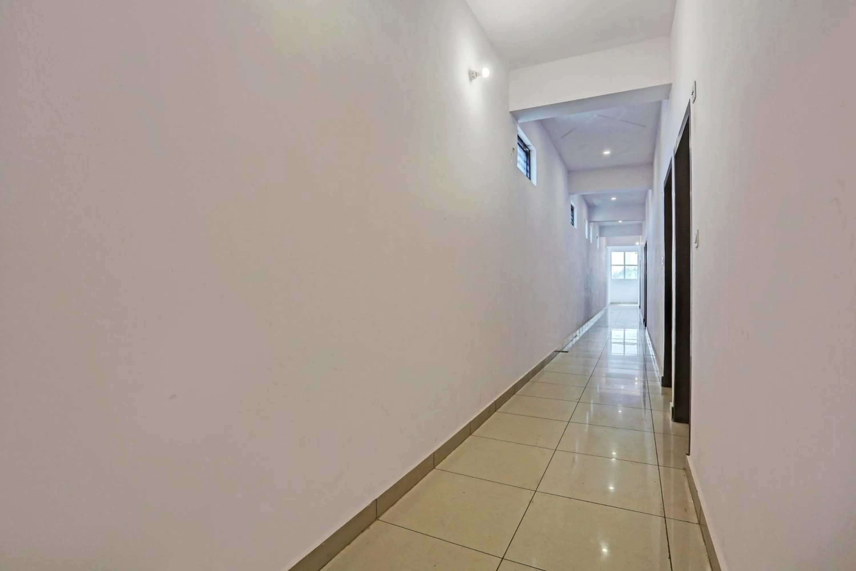 Lobby or reception in Hotel O Mahak Hotel & Restaurant