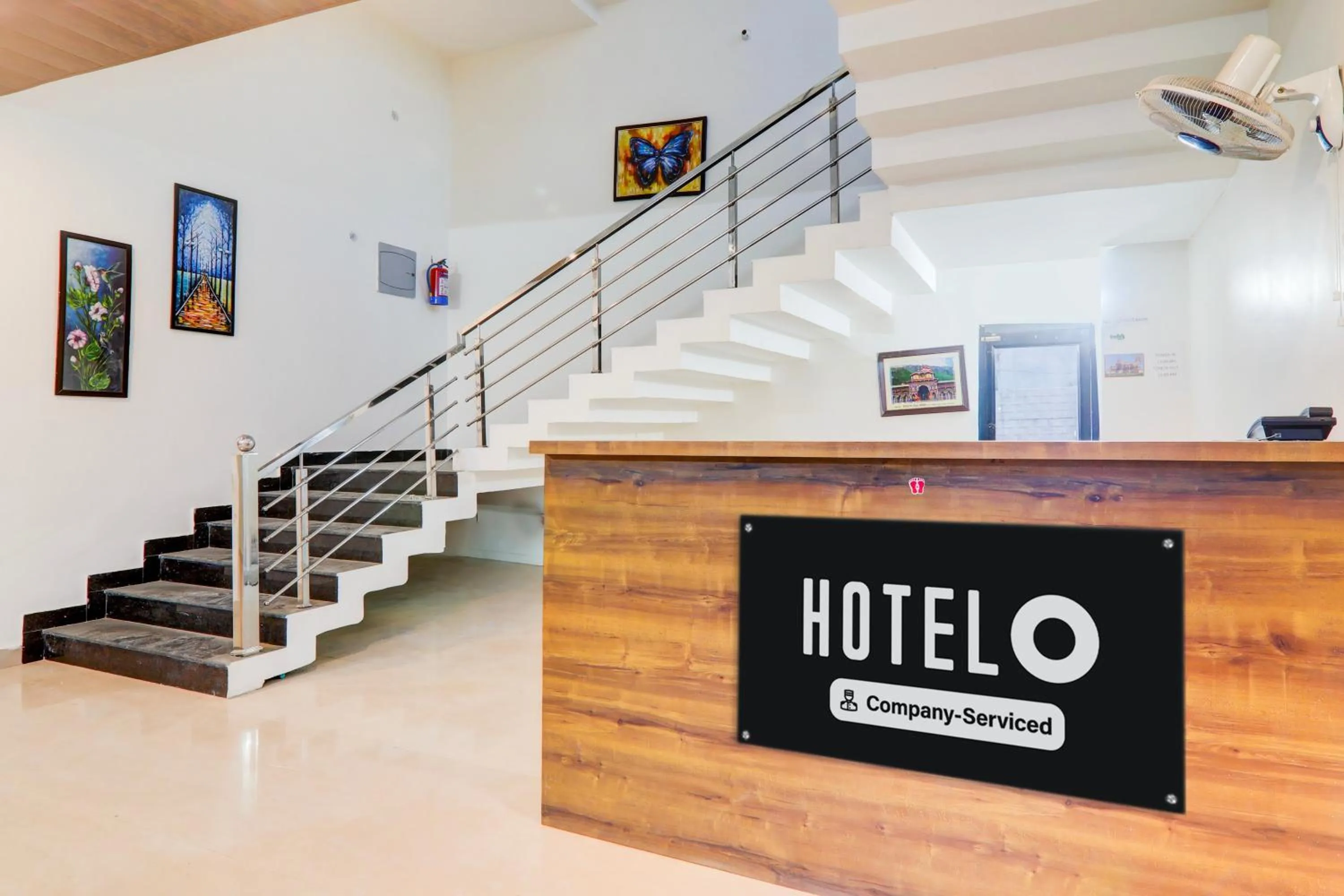 Lobby or reception in Super Hotel O Gomti Nagar Vigyan khand