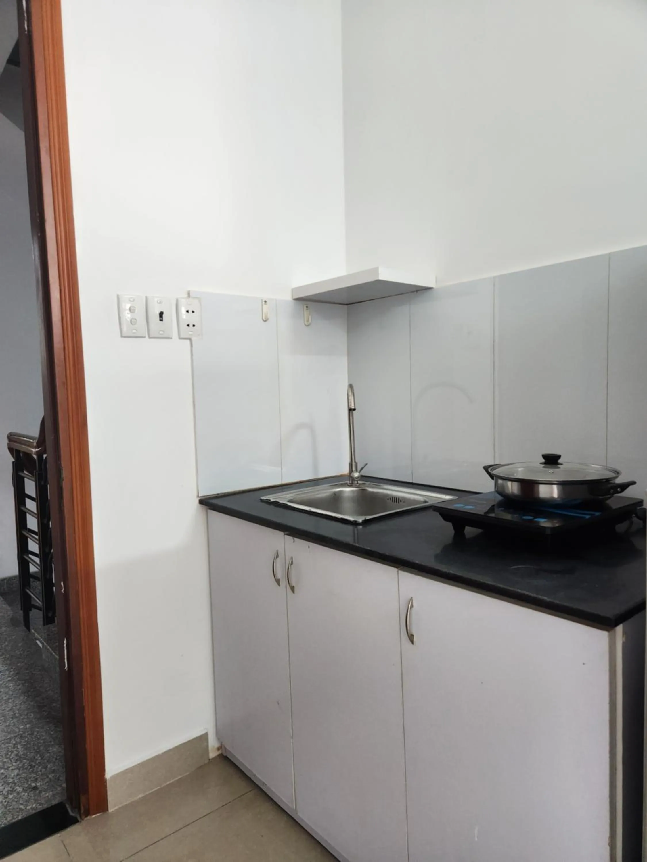 Kitchen or kitchenette in LalaHouse Riverside Residence