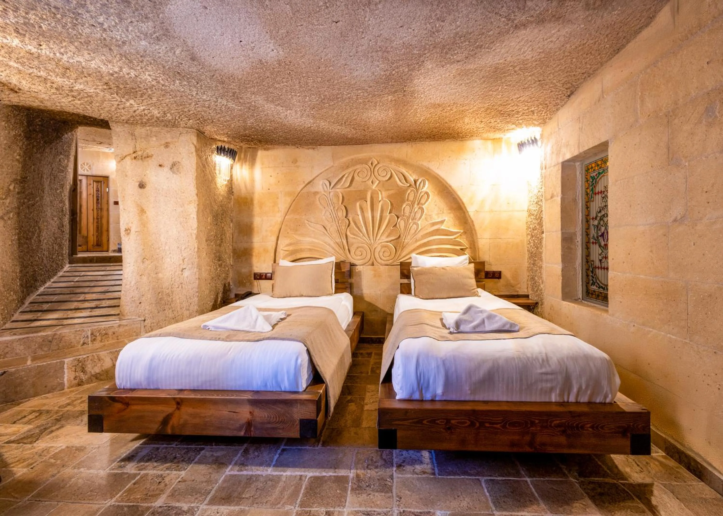 Bedroom in Noah's Ark Cave Hotel