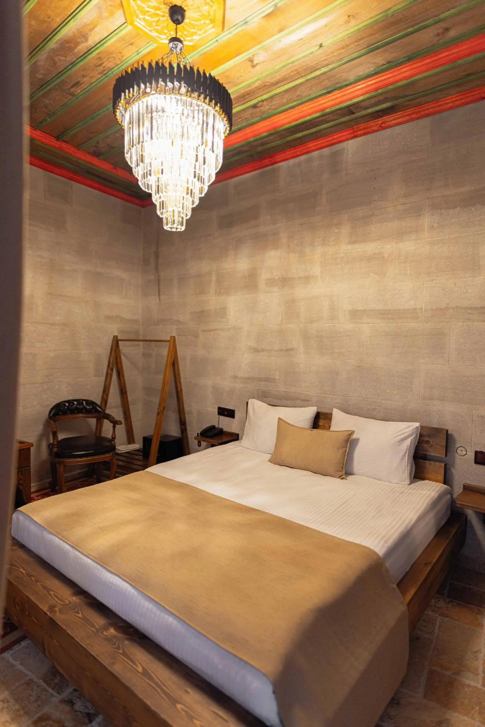 Bed in Noah's Ark Cave Hotel