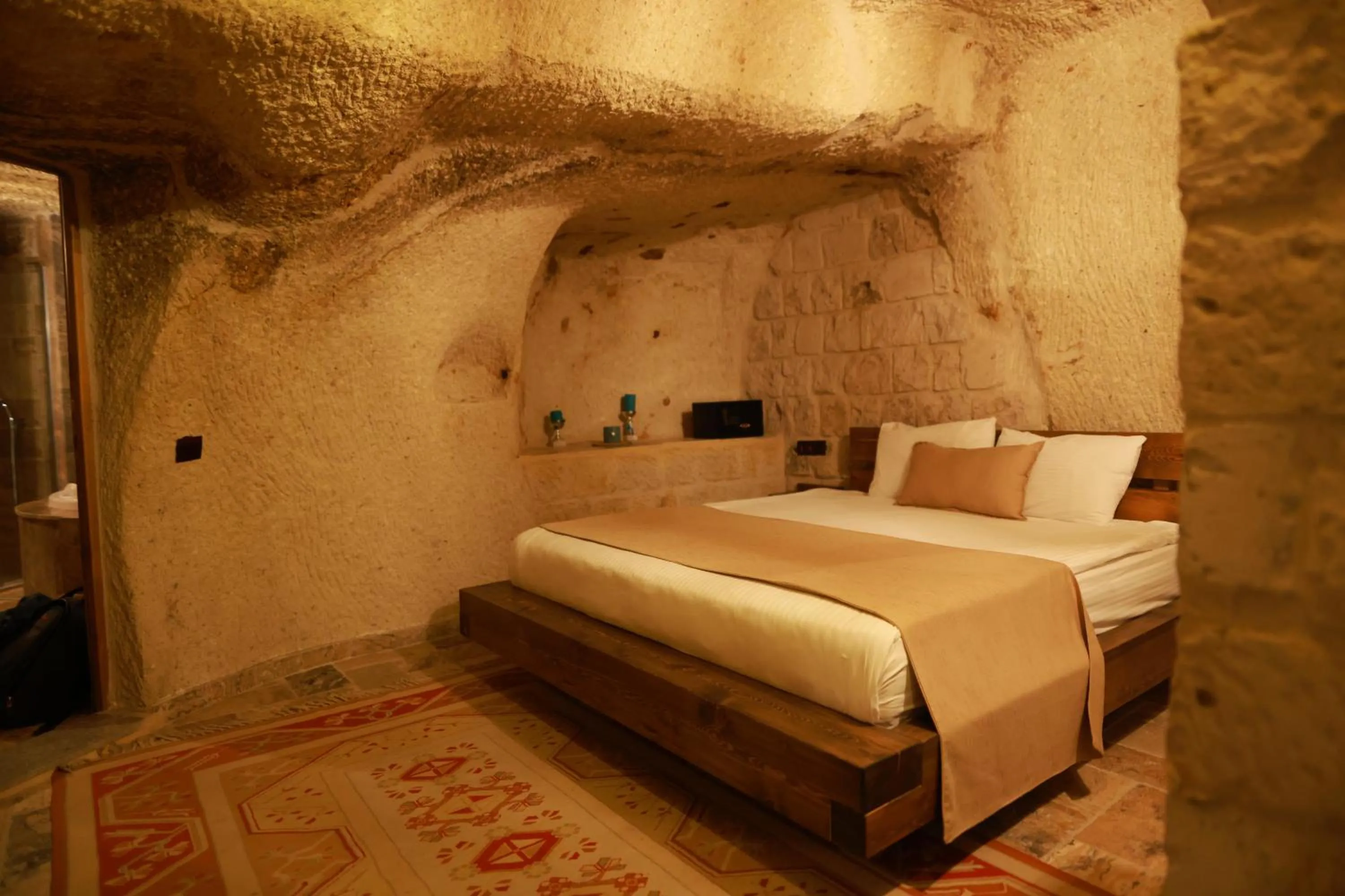 Bed in Noah's Ark Cave Hotel