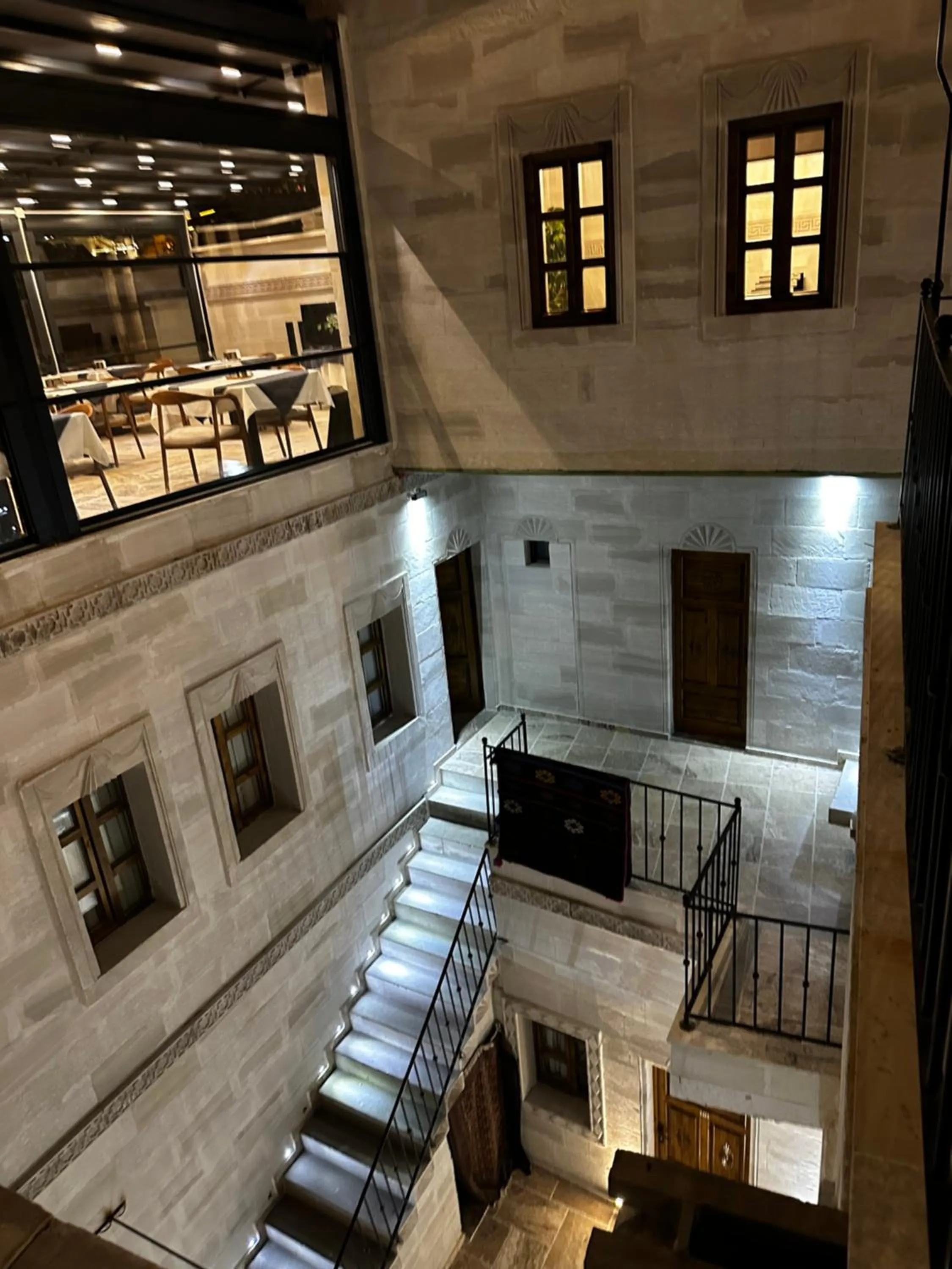 Inner courtyard view in Noah's Ark Cave Hotel