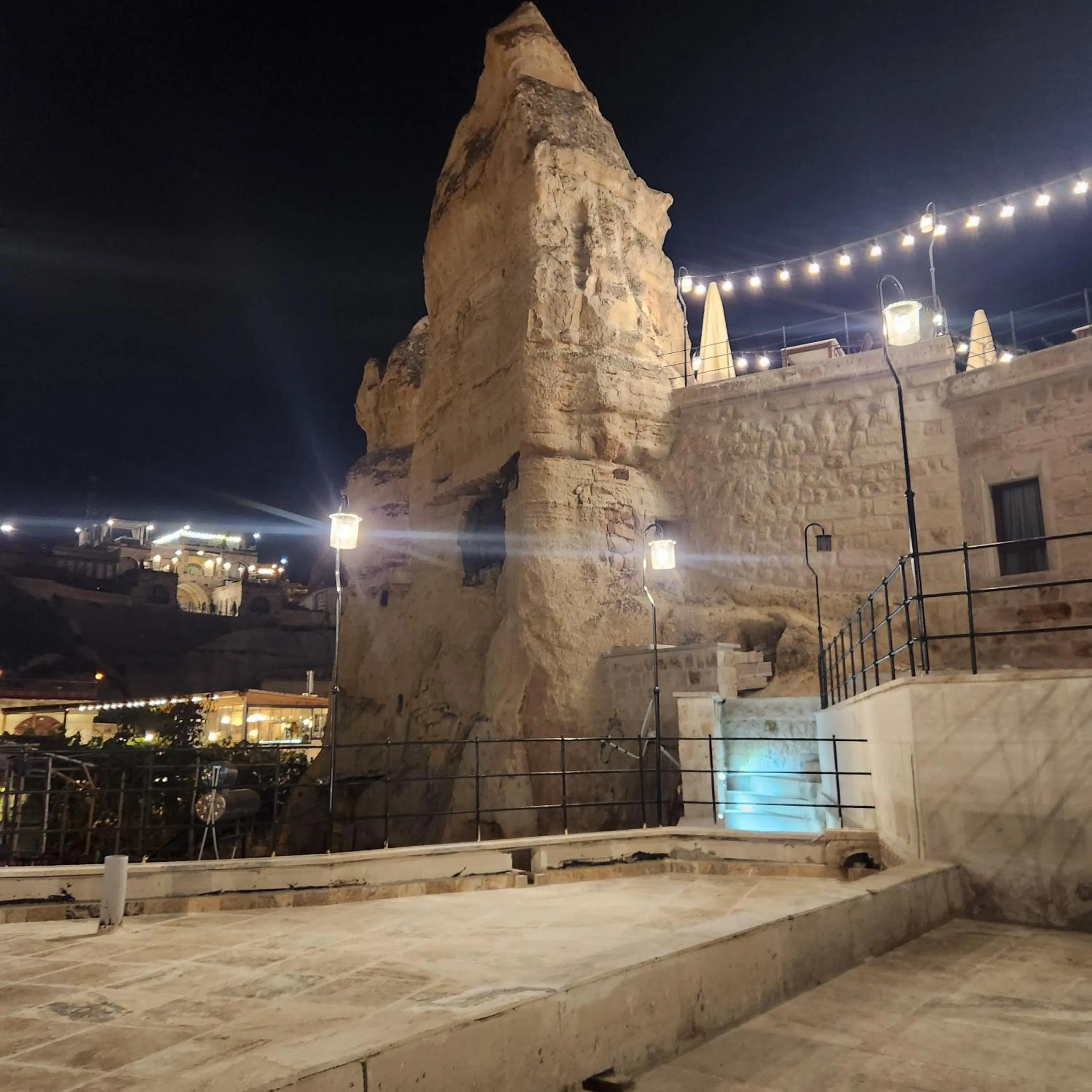 Nearby landmark in Noah's Ark Cave Hotel