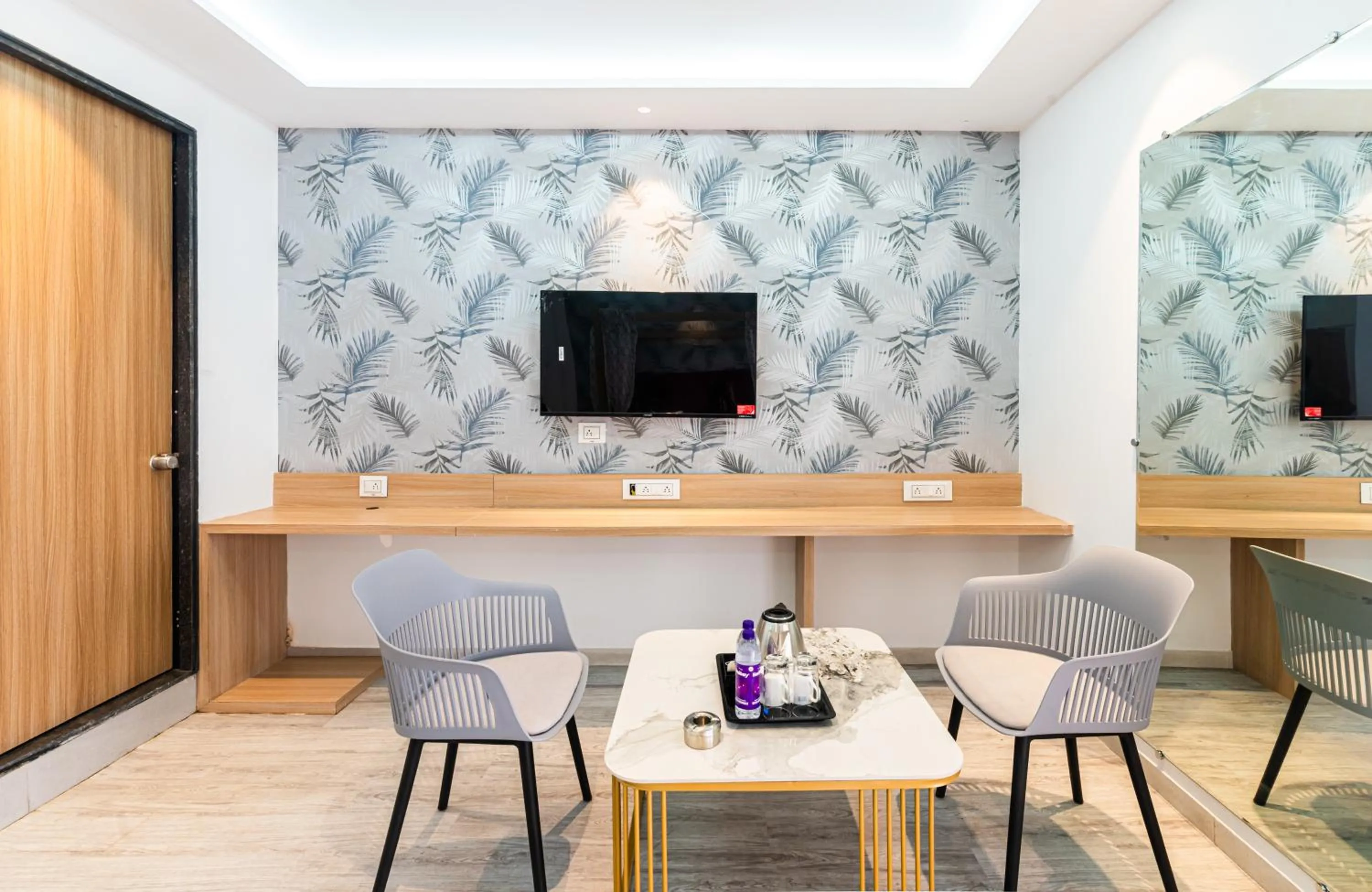 Seating area in Treebo Cocostay, Hadapsar