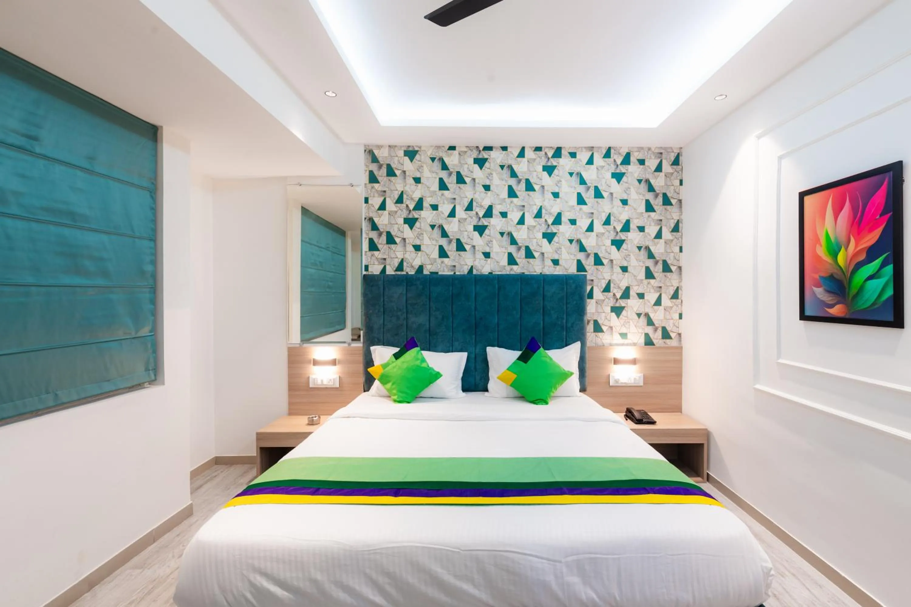 Bed in Treebo Cocostay, Hadapsar