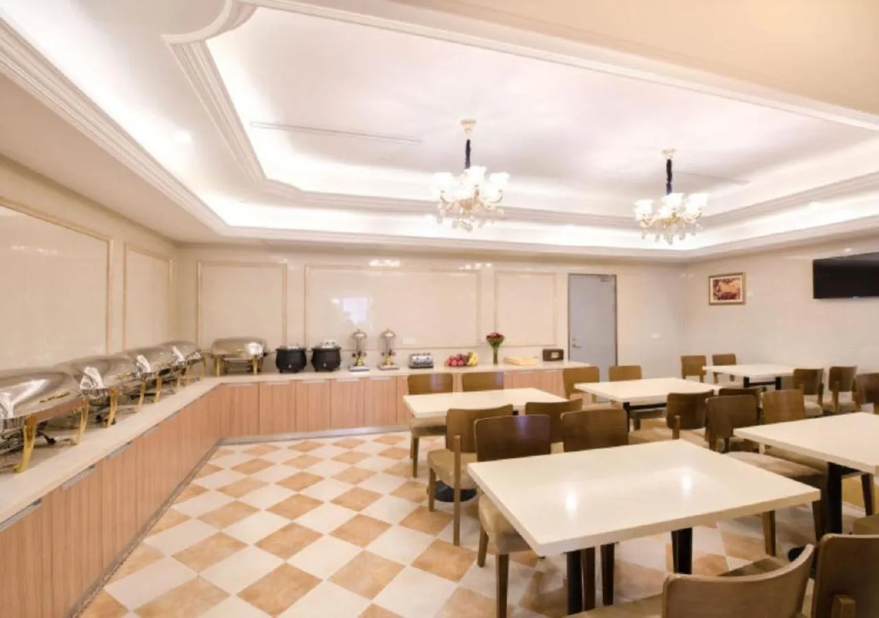 Breakfast in Vienna International Hotel - Shanghai Jiaotong University Humin Road