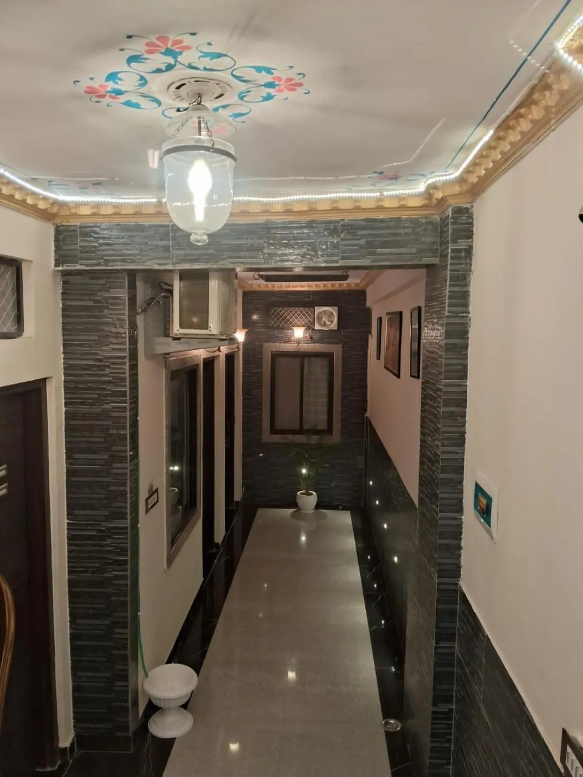 Floor plan in Jajora Hotel by Premier Hotels