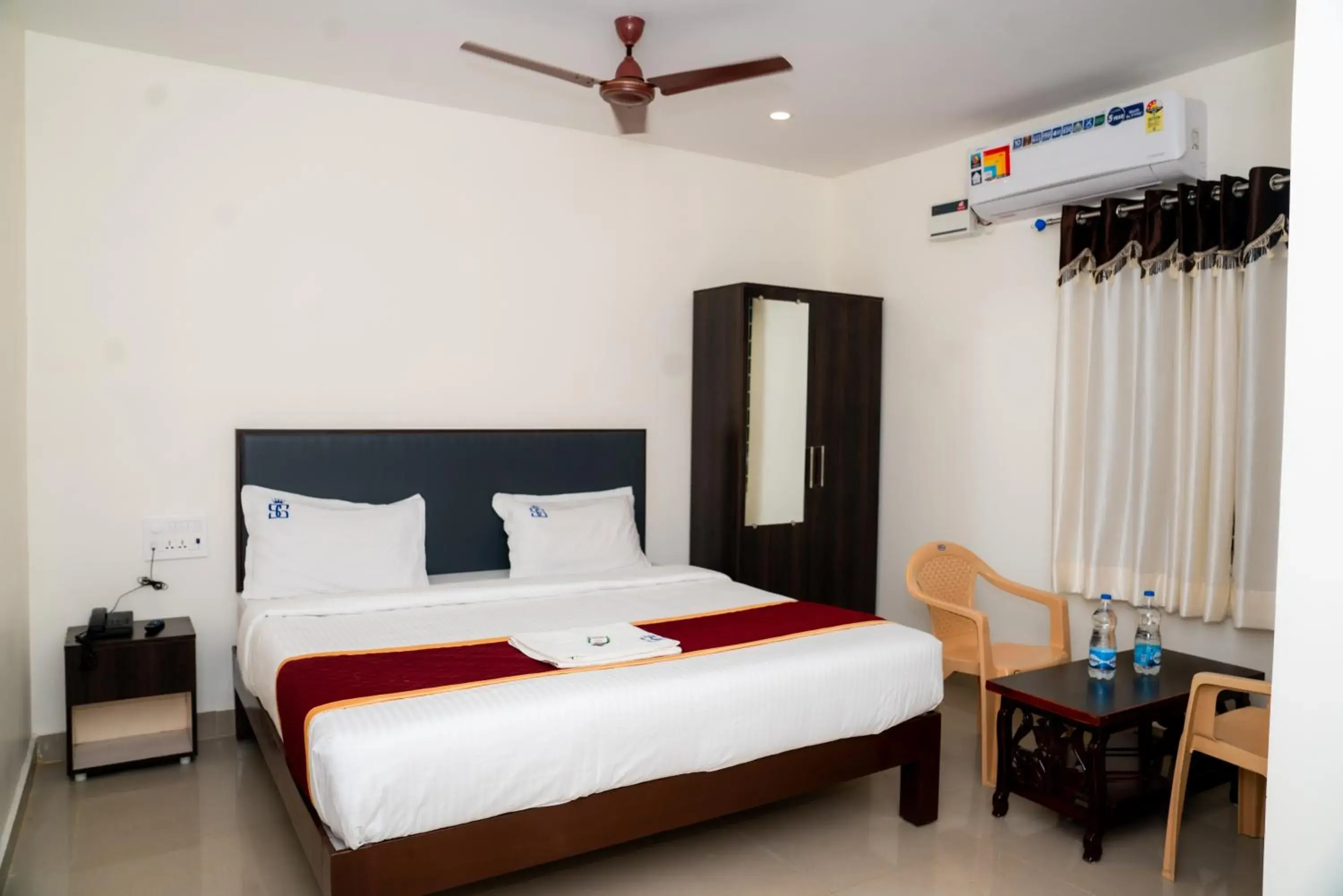 Bed in Hotel Sitar Grand Bed in Hotel Sitar Grand