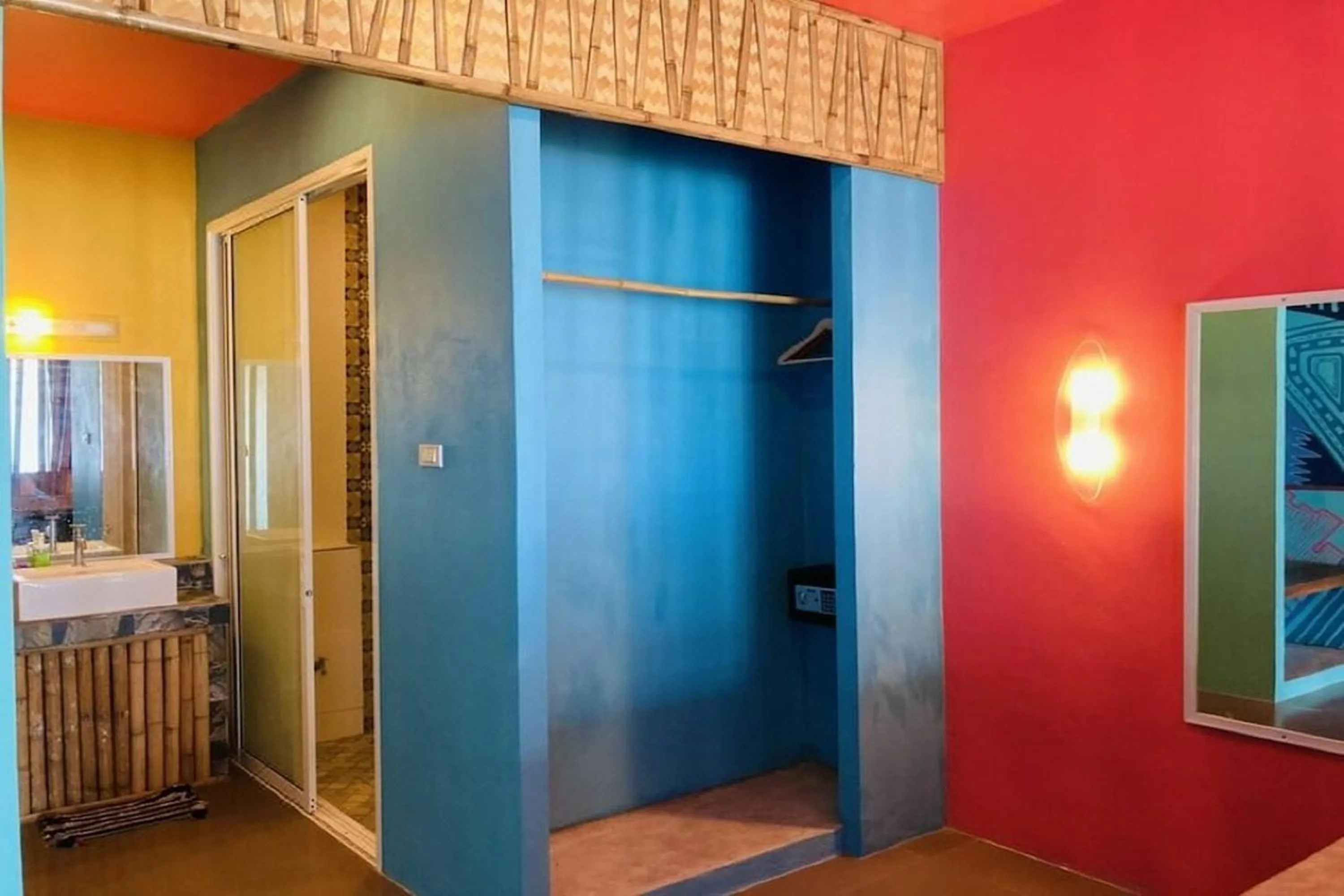 Photo of the whole room in Chaba Bungalows