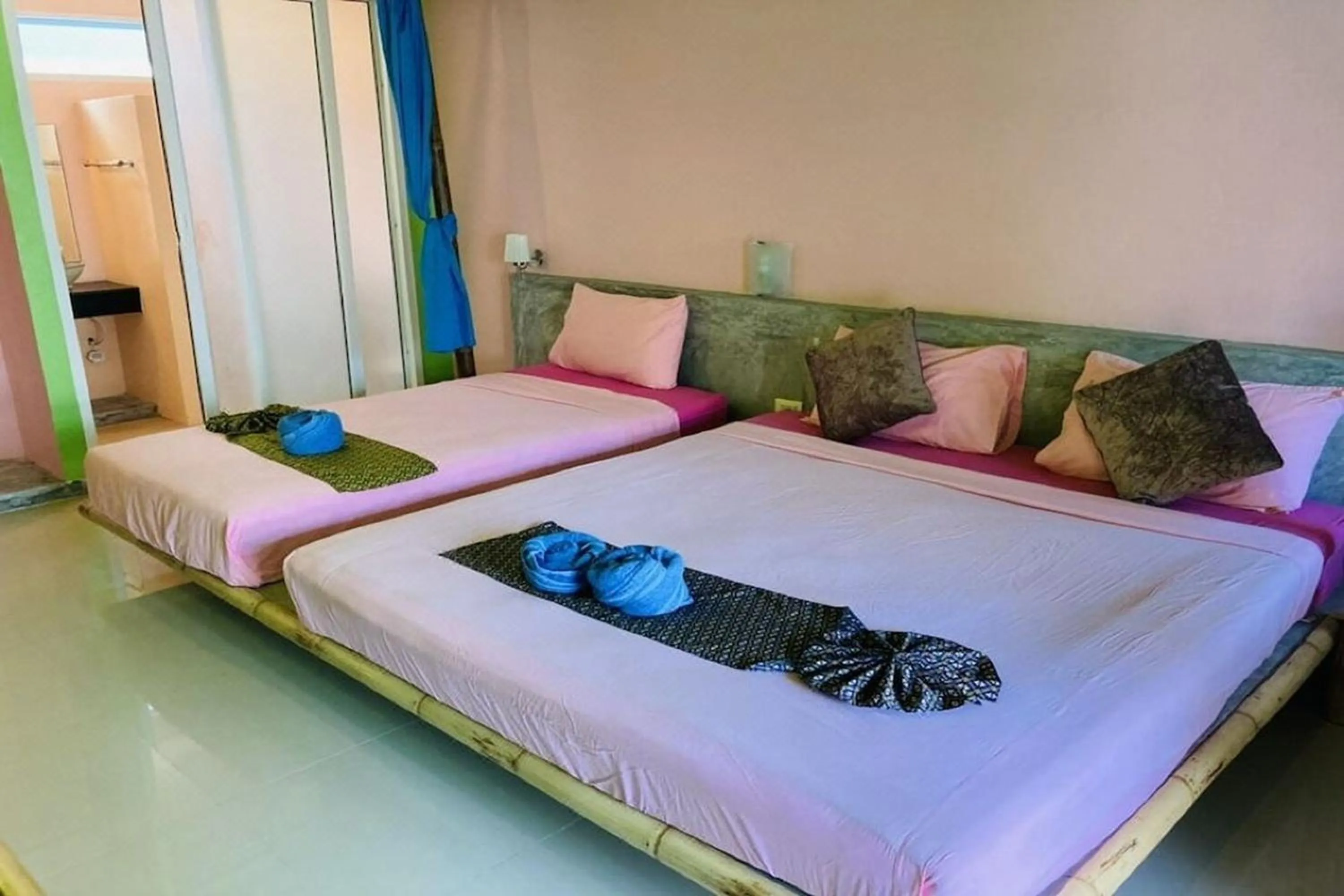 Bed in Chaba Bungalows