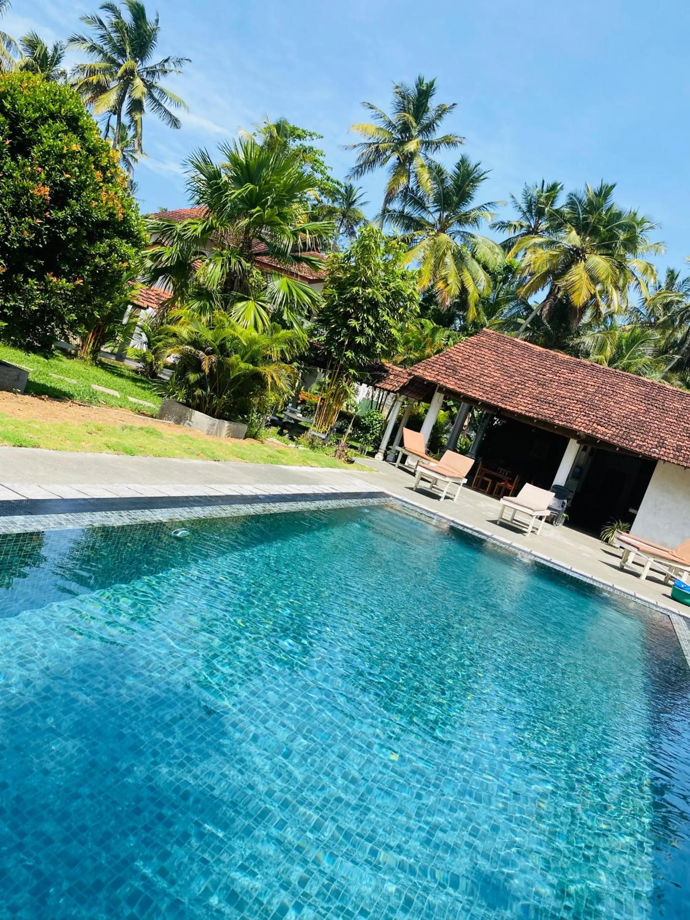 Sunny's Garden Hotel