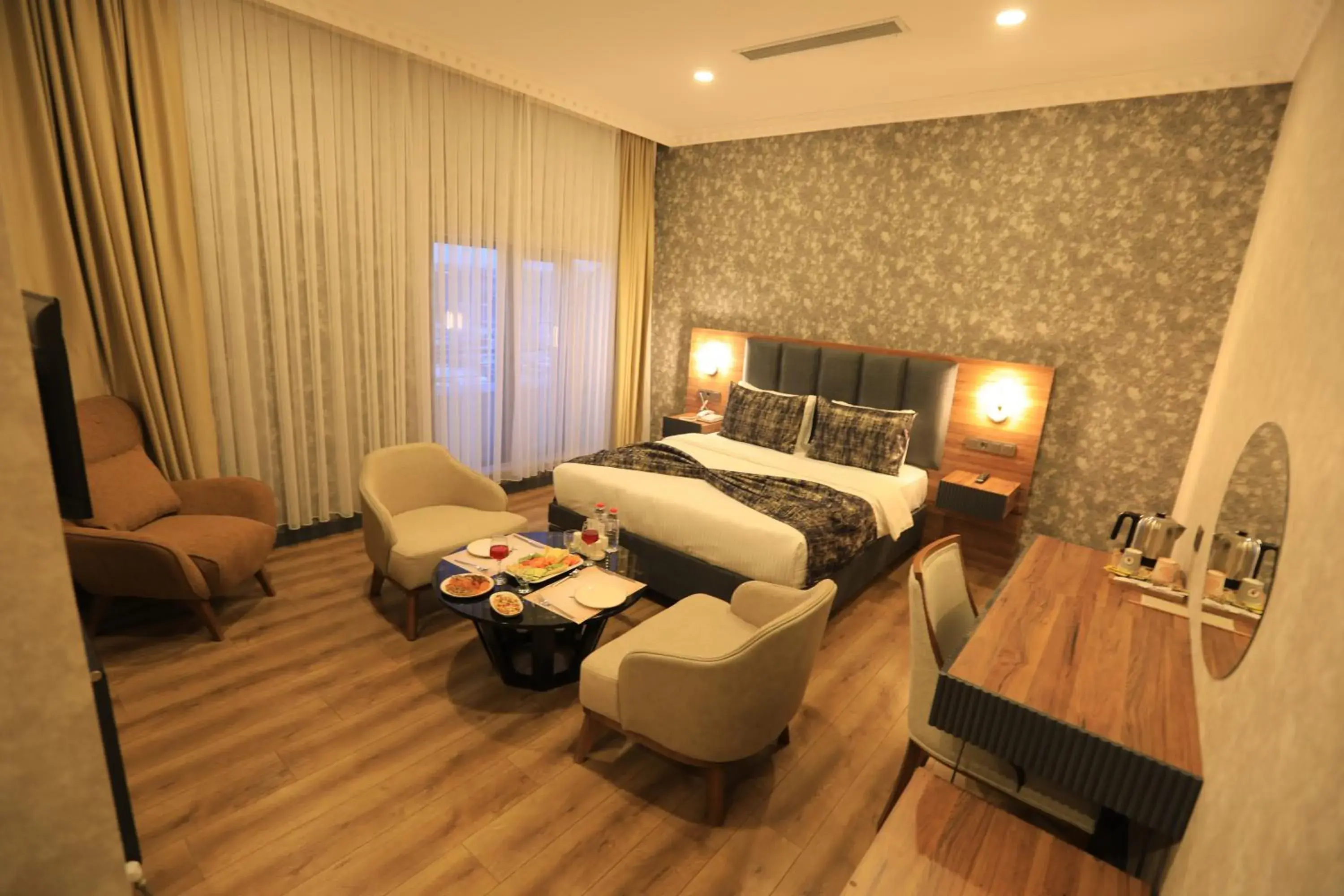 Superior Room with King Bed in Elite World GO Van Edremit Superior Room with King Bed in Elite World GO Van Edremit