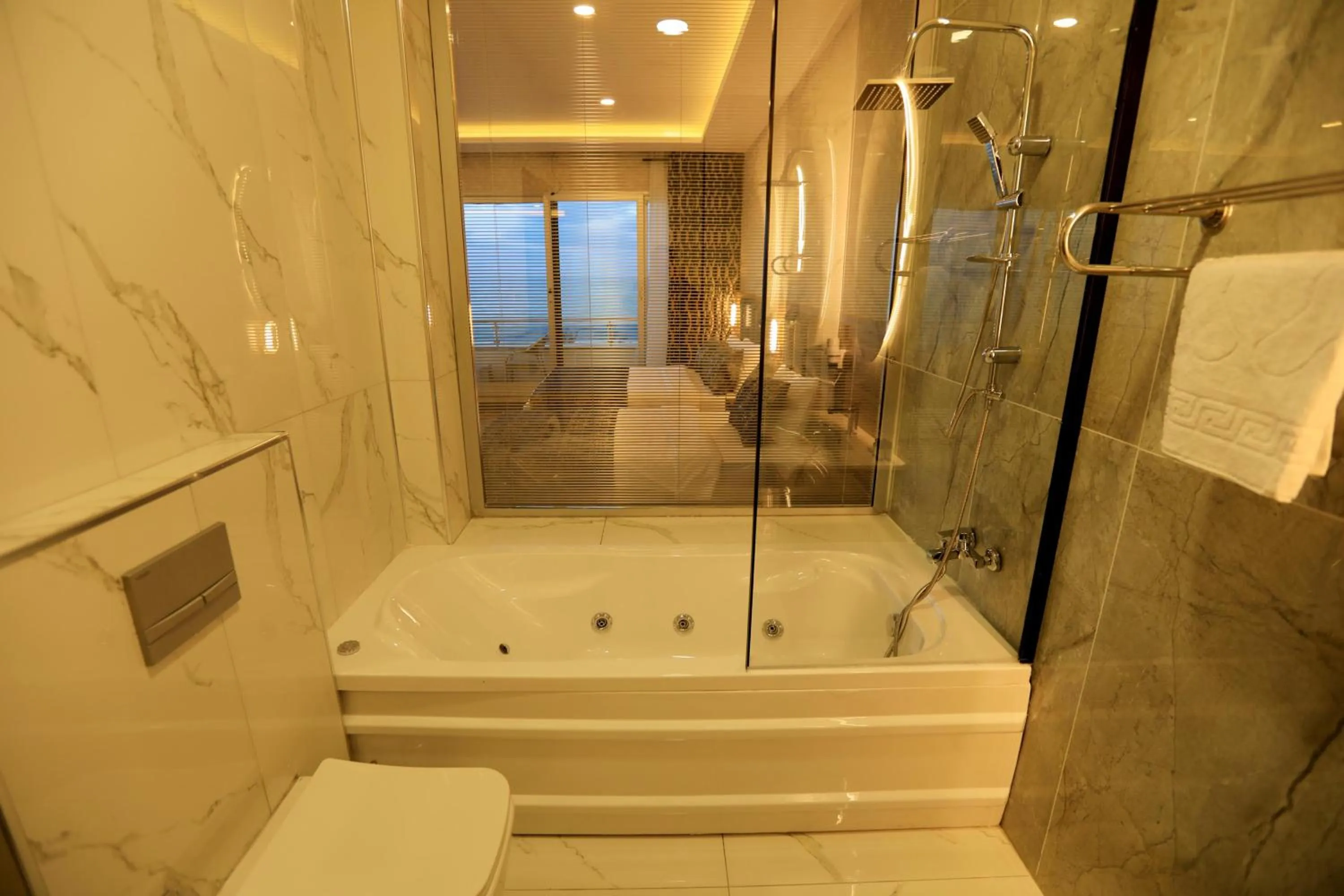 Bathroom in Elite World GO Van Edremit